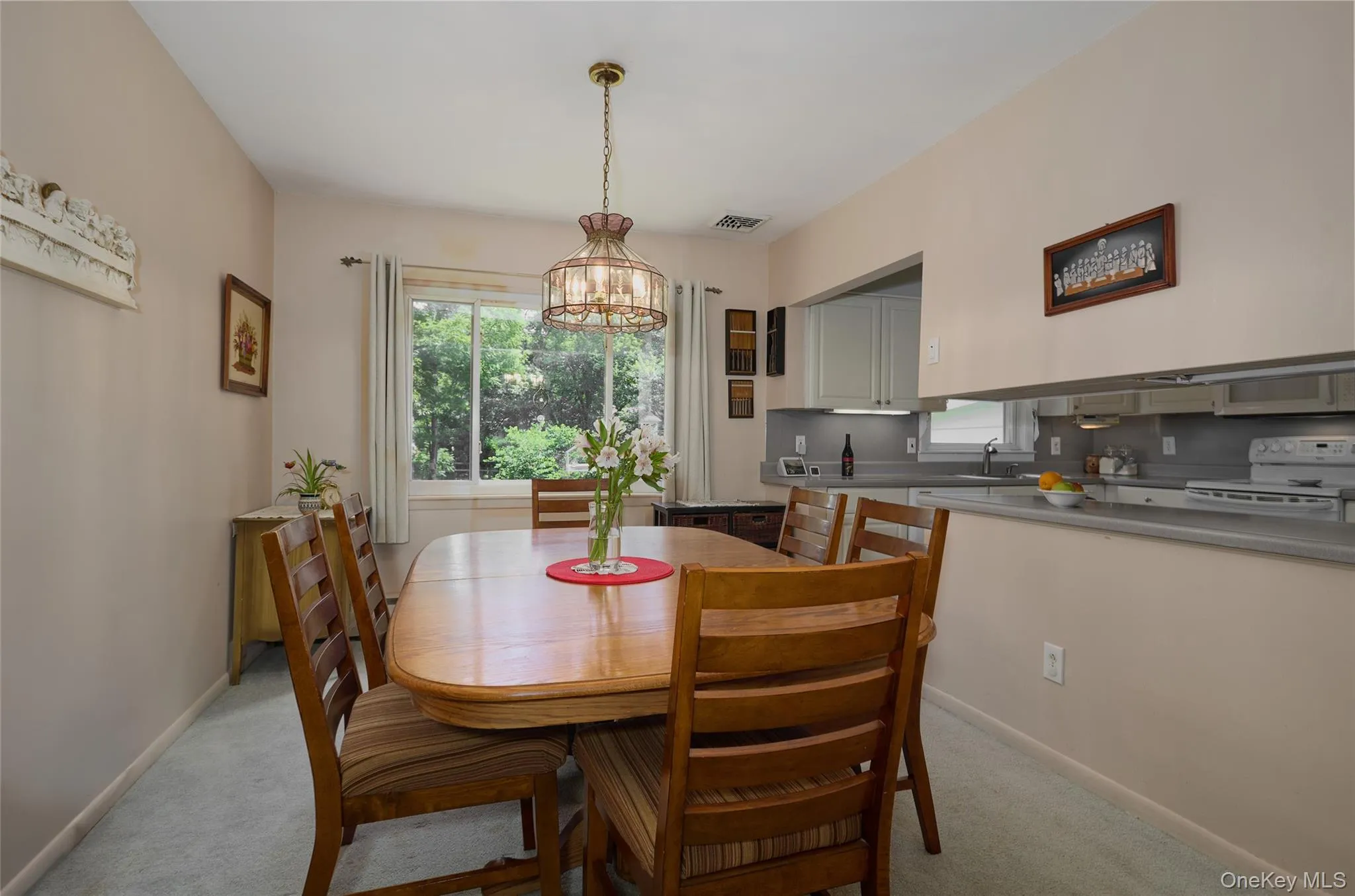 8 Abbie Lane, Hyde Park, NY, 3 Bedrooms Bedrooms, 8 Rooms Rooms,3 BathroomsBathrooms,Residential,For Rent,Abbie,0,KEY1015925 8 Abbie Lane, Hyde Park, NY, 3 Bedrooms Bedrooms, 8 Rooms Rooms,3 BathroomsBathrooms,Residential,For Rent,Abbie,0,KEY1015925