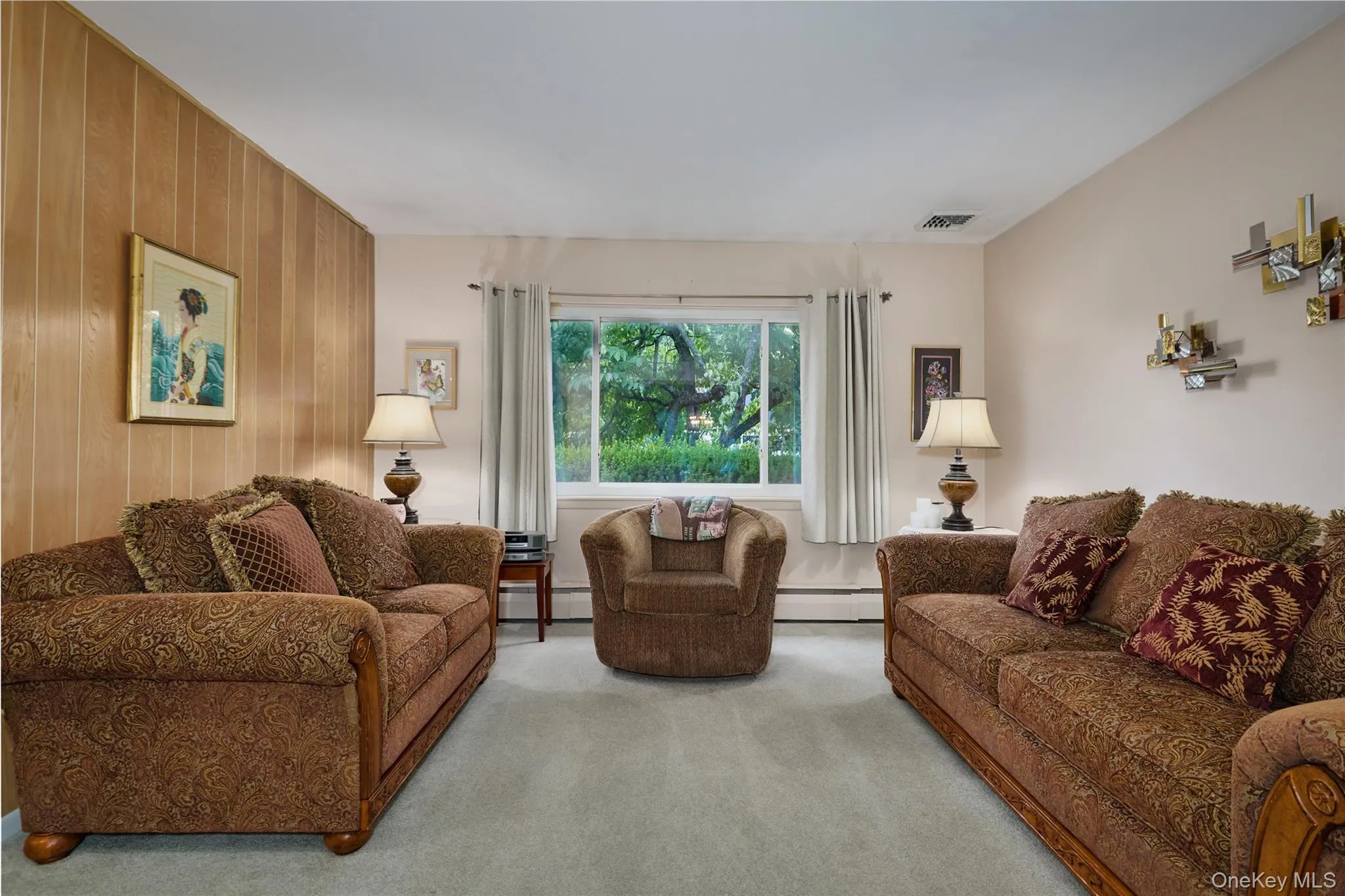 8 Abbie Lane, Hyde Park, NY, 3 Bedrooms Bedrooms, 8 Rooms Rooms,3 BathroomsBathrooms,Residential,For Rent,Abbie,0,KEY1015925 8 Abbie Lane, Hyde Park, NY, 3 Bedrooms Bedrooms, 8 Rooms Rooms,3 BathroomsBathrooms,Residential,For Rent,Abbie,0,KEY1015925