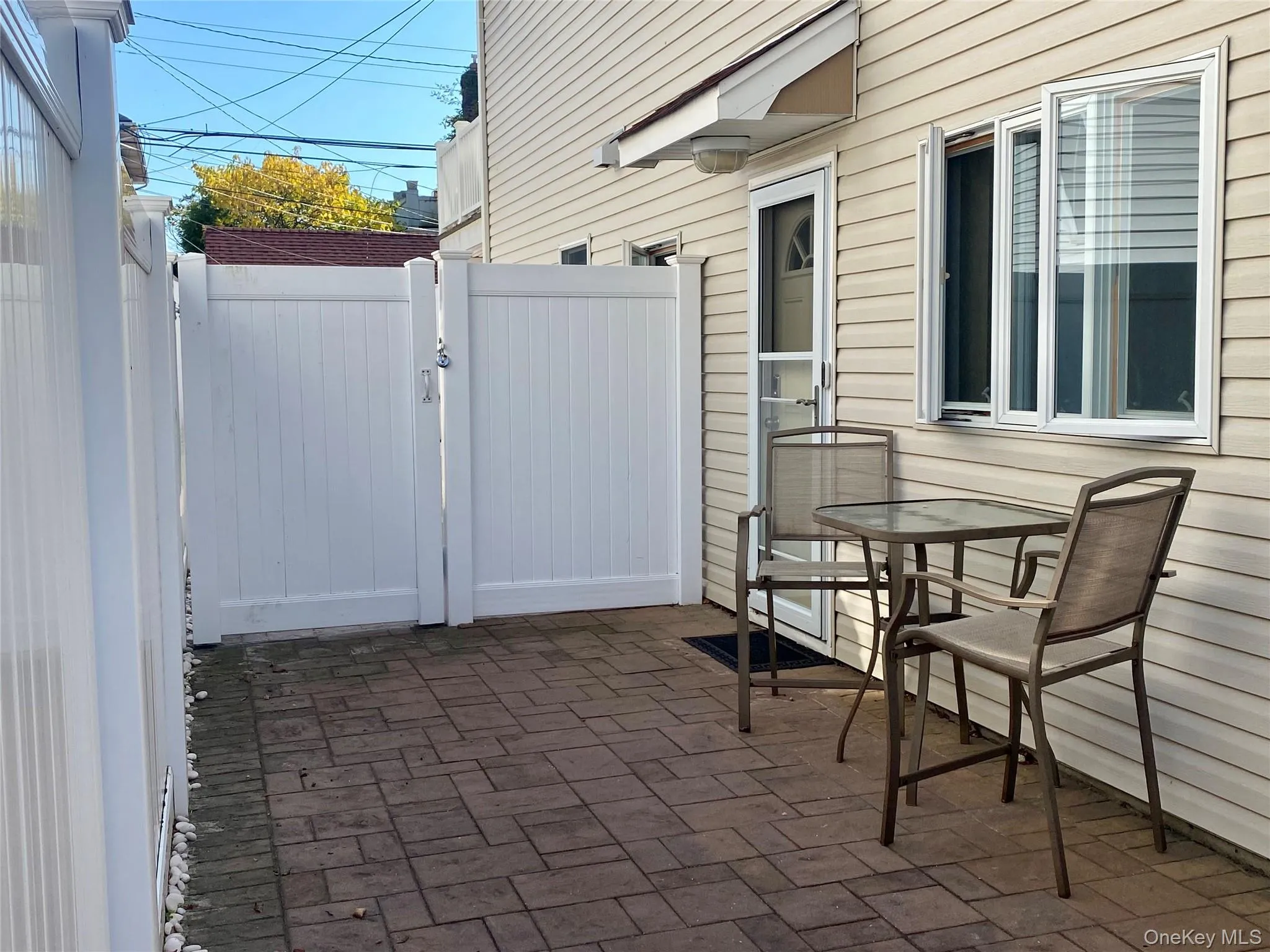 Private Side Patio Area by Separate Entrance Private Side Patio Area by Separate Entrance