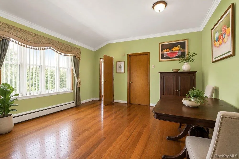 12847 233rd Street, New York, NY, 7 Bedrooms Bedrooms, 14 Rooms Rooms,3 BathroomsBathrooms,Residential,For Rent,233rd,0,1015928 12847 233rd Street, New York, NY, 7 Bedrooms Bedrooms, 14 Rooms Rooms,3 BathroomsBathrooms,Residential,For Rent,233rd,0,1015928