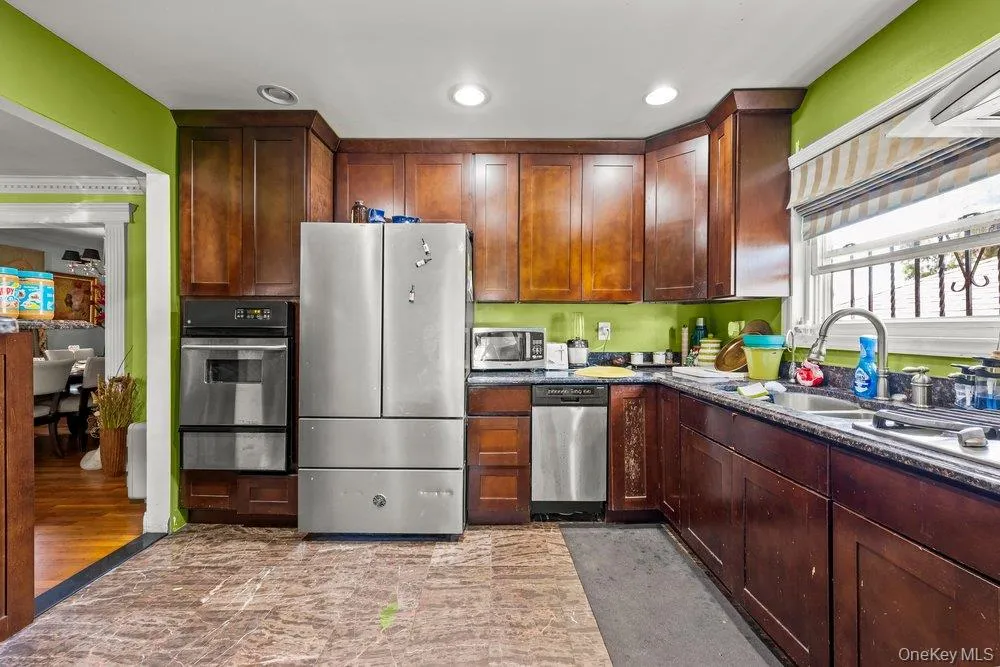 12847 233rd Street, New York, NY, 7 Bedrooms Bedrooms, 14 Rooms Rooms,3 BathroomsBathrooms,Residential,For Rent,233rd,0,1015928 12847 233rd Street, New York, NY, 7 Bedrooms Bedrooms, 14 Rooms Rooms,3 BathroomsBathrooms,Residential,For Rent,233rd,0,1015928