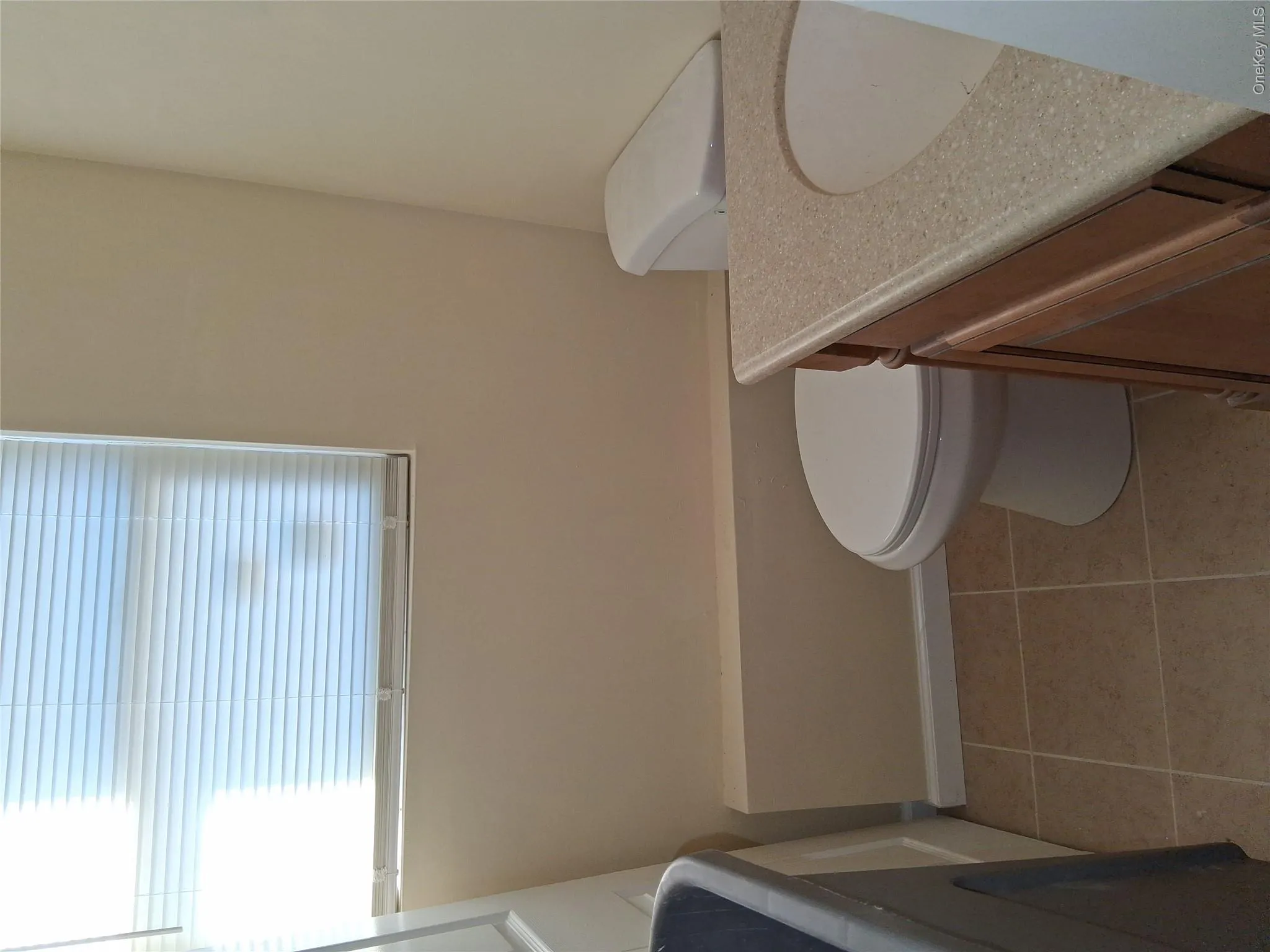 5485 Expressway Drive, Brookhaven, NY, 2 Rooms Rooms,1 BathroomBathrooms,Residential Lease,For Rent,Expressway,0,1015935 5485 Expressway Drive, Brookhaven, NY, 2 Rooms Rooms,1 BathroomBathrooms,Residential Lease,For Rent,Expressway,0,1015935