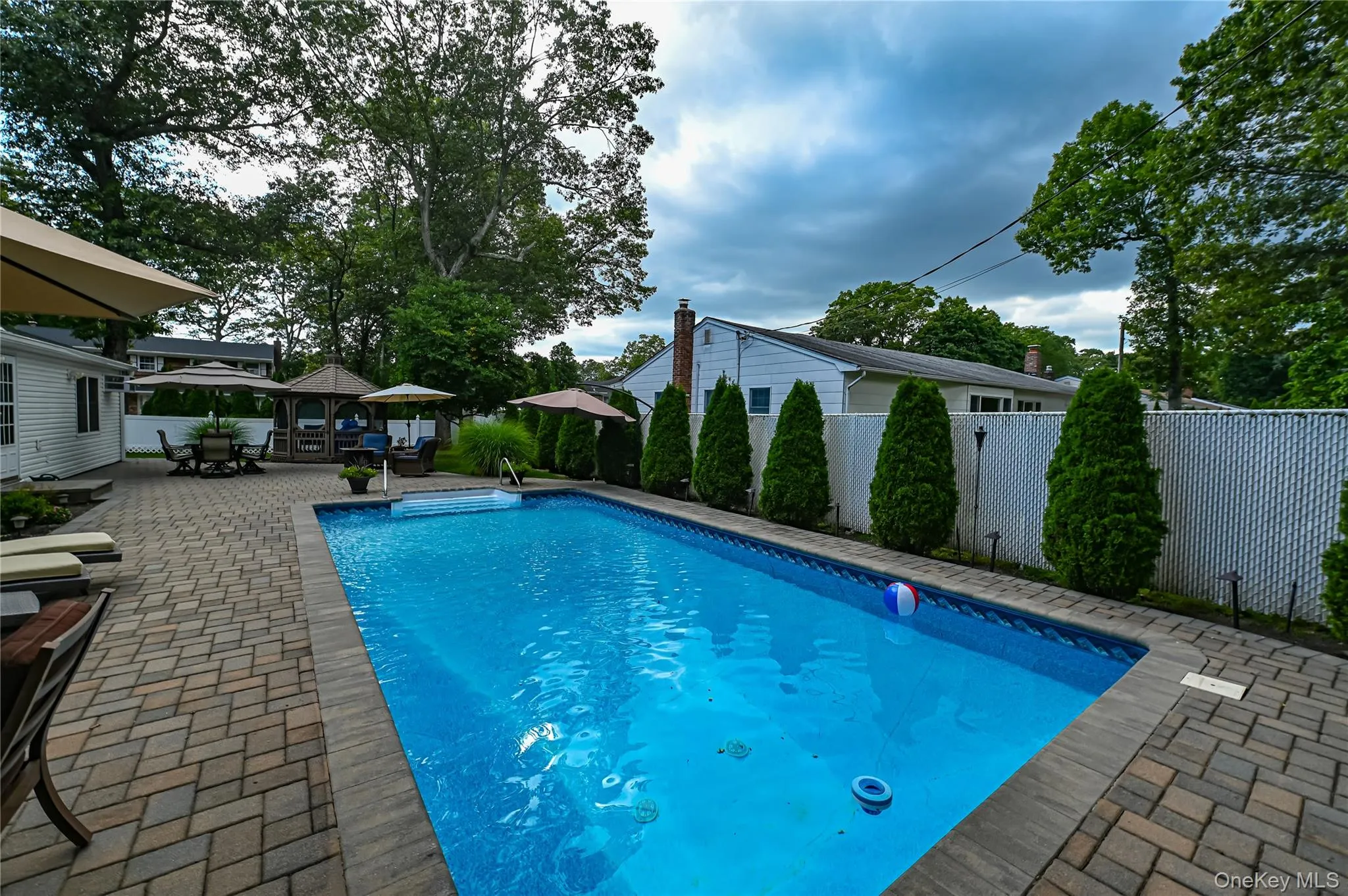 23 Hurtin Boulevard, Smithtown, NY, 4 Bedrooms Bedrooms, 9 Rooms Rooms,2 BathroomsBathrooms,Residential,For Rent,Hurtin,0,KEY1015936 23 Hurtin Boulevard, Smithtown, NY, 4 Bedrooms Bedrooms, 9 Rooms Rooms,2 BathroomsBathrooms,Residential,For Rent,Hurtin,0,KEY1015936