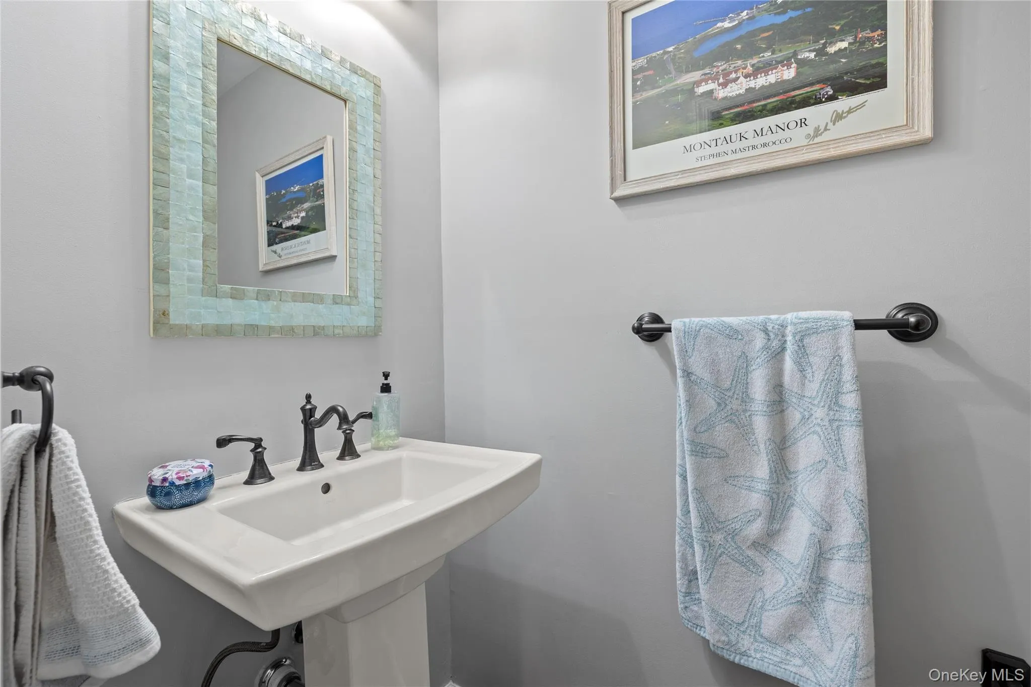 8 Victoria Drive, Babylon, NY, 3 Bedrooms Bedrooms, 9 Rooms Rooms,2 BathroomsBathrooms,Residential,For Rent,Victoria,0,KEY1015942 8 Victoria Drive, Babylon, NY, 3 Bedrooms Bedrooms, 9 Rooms Rooms,2 BathroomsBathrooms,Residential,For Rent,Victoria,0,KEY1015942