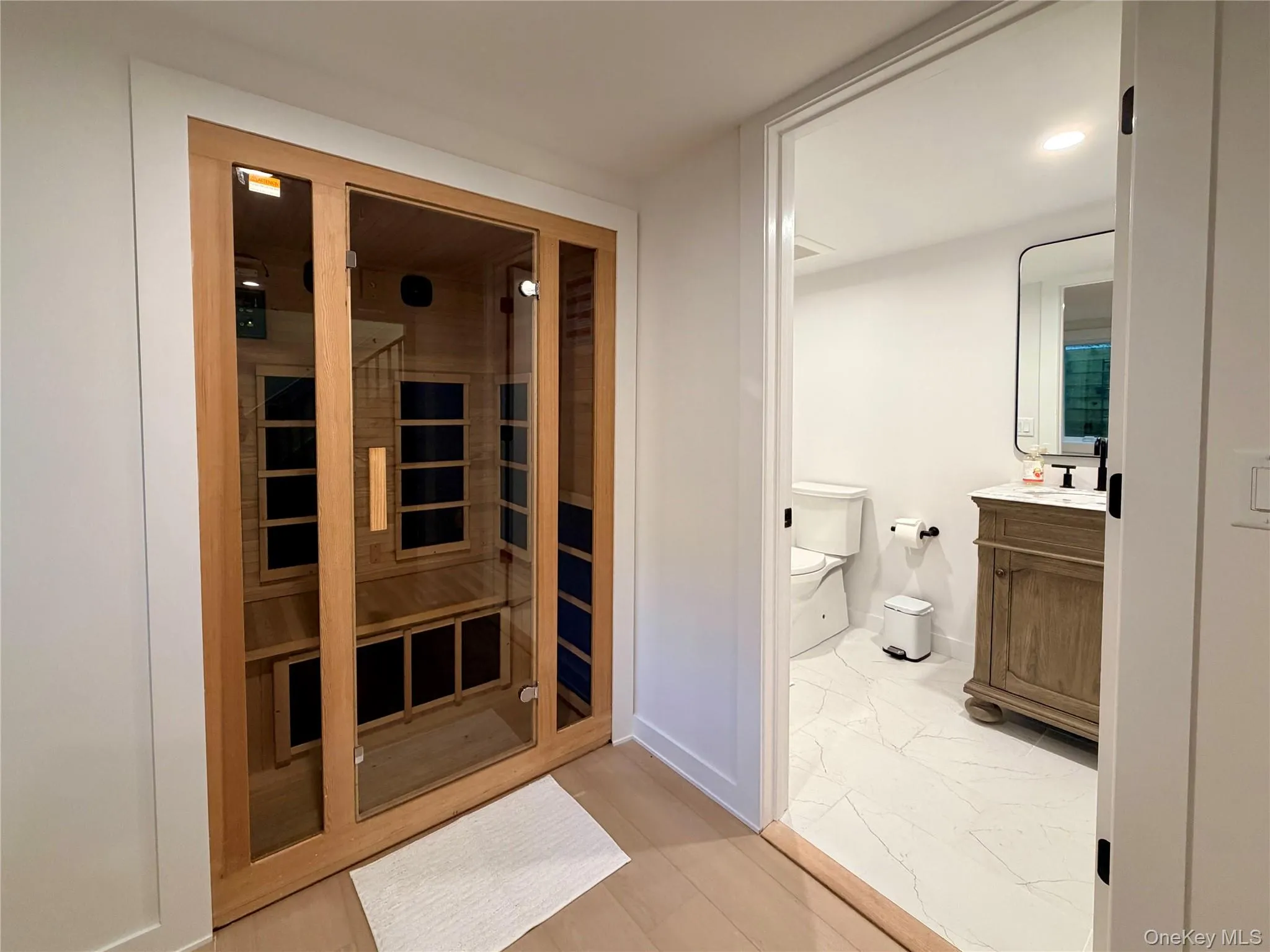7 Midhampton Court, Southampton, NY, 5 Bedrooms Bedrooms, 8 Rooms Rooms,4 BathroomsBathrooms,Residential Lease,For Rent,Midhampton,0,KEY1015946 7 Midhampton Court, Southampton, NY, 5 Bedrooms Bedrooms, 8 Rooms Rooms,4 BathroomsBathrooms,Residential Lease,For Rent,Midhampton,0,KEY1015946