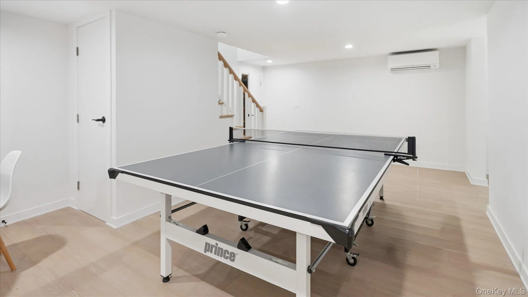 7 Midhampton Court, Southampton, NY, 5 Bedrooms Bedrooms, 8 Rooms Rooms,4 BathroomsBathrooms,Residential Lease,For Rent,Midhampton,0,1015946 7 Midhampton Court, Southampton, NY, 5 Bedrooms Bedrooms, 8 Rooms Rooms,4 BathroomsBathrooms,Residential Lease,For Rent,Midhampton,0,1015946