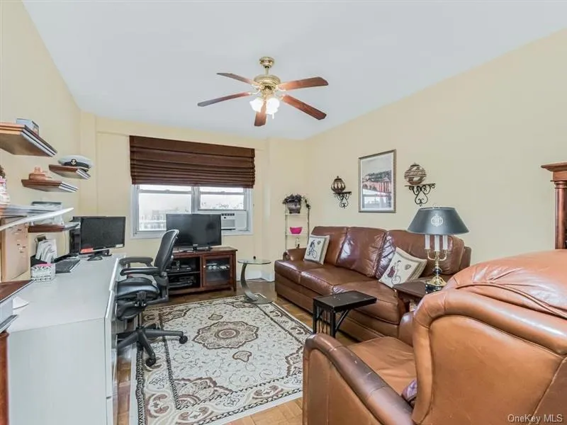 3530 Henry Hudson Parkway, New York, NY, 2 Bedrooms Bedrooms, 5 Rooms Rooms,2 BathroomsBathrooms,Residential,For Rent,Henry Hudson,0,1015947 3530 Henry Hudson Parkway, New York, NY, 2 Bedrooms Bedrooms, 5 Rooms Rooms,2 BathroomsBathrooms,Residential,For Rent,Henry Hudson,0,1015947