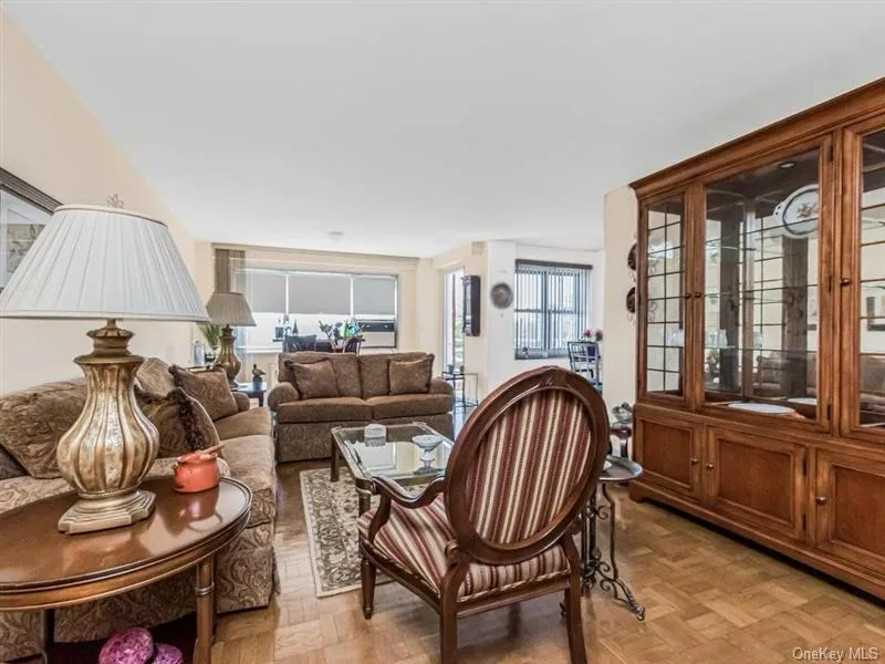 3530 Henry Hudson Parkway, New York, NY, 2 Bedrooms Bedrooms, 5 Rooms Rooms,2 BathroomsBathrooms,Residential,For Rent,Henry Hudson,0,1015947 3530 Henry Hudson Parkway, New York, NY, 2 Bedrooms Bedrooms, 5 Rooms Rooms,2 BathroomsBathrooms,Residential,For Rent,Henry Hudson,0,1015947