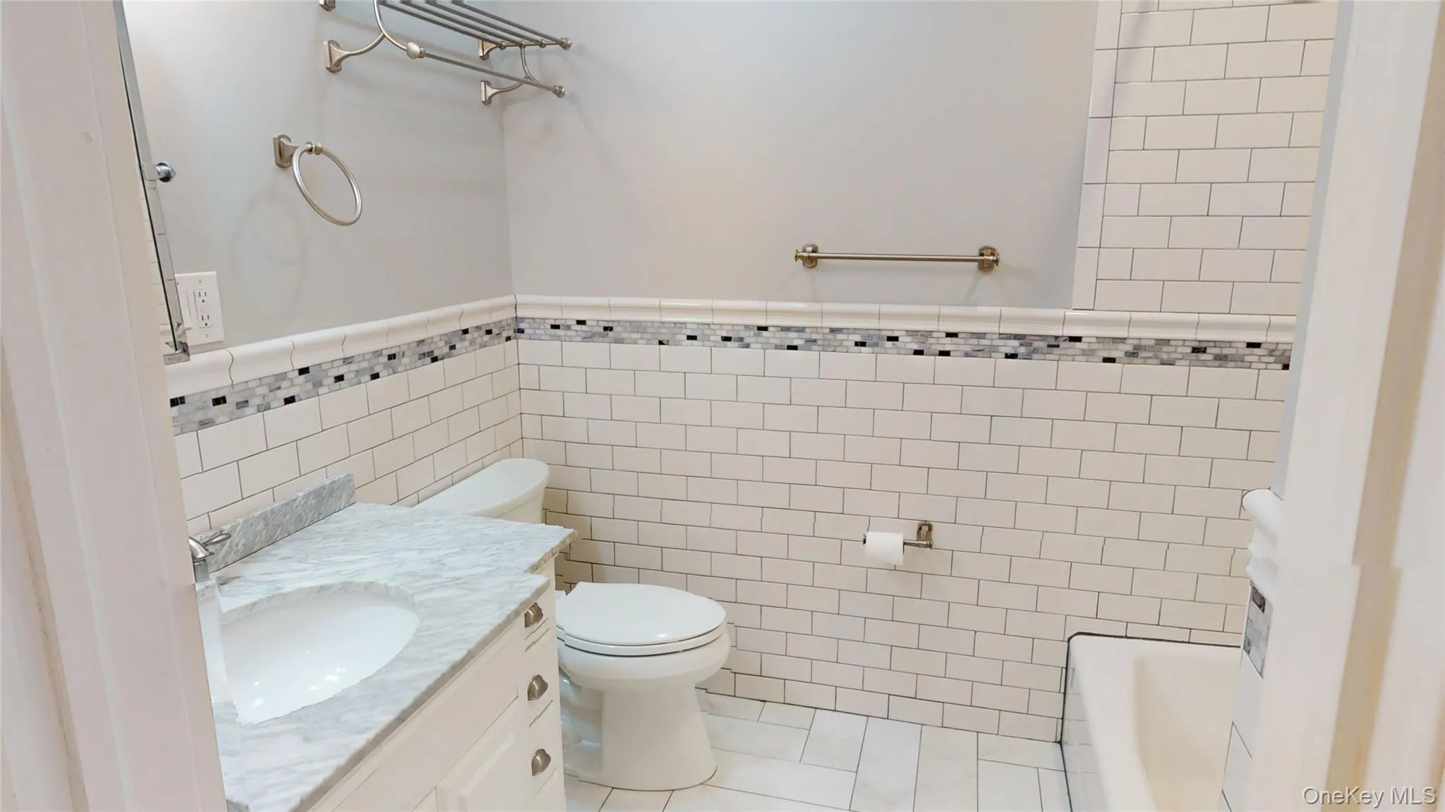 5 Wayne Avenue, Ramapo, NY, 2 Bedrooms Bedrooms, 5 Rooms Rooms,1 BathroomBathrooms,Residential Lease,For Rent,Wayne,0,1015954 5 Wayne Avenue, Ramapo, NY, 2 Bedrooms Bedrooms, 5 Rooms Rooms,1 BathroomBathrooms,Residential Lease,For Rent,Wayne,0,1015954