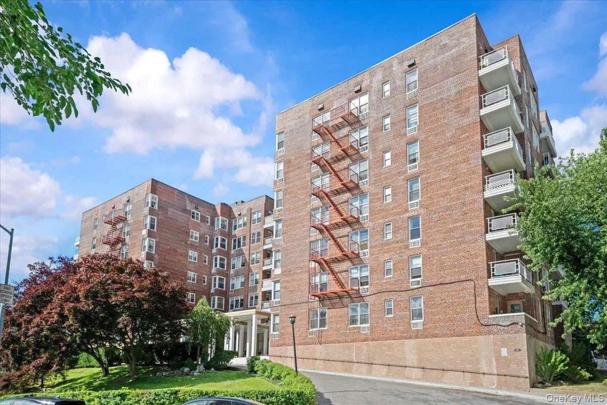 601 Kappock Street, New York, NY, 1 Bedroom Bedrooms, 4 Rooms Rooms,1 BathroomBathrooms,Residential,For Rent,Kappock,0,1015958 601 Kappock Street, New York, NY, 1 Bedroom Bedrooms, 4 Rooms Rooms,1 BathroomBathrooms,Residential,For Rent,Kappock,0,1015958