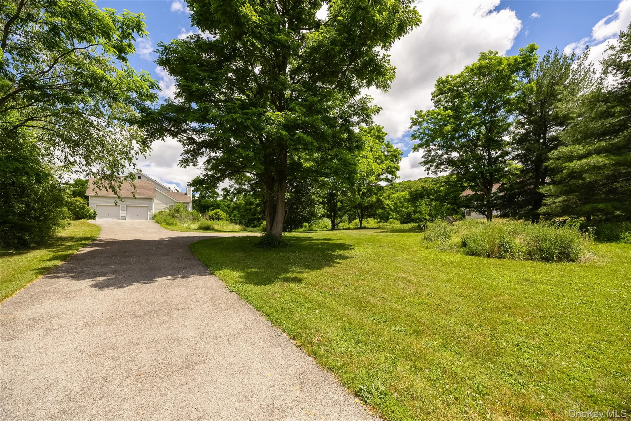 31 Hartstone Drive, La Grange, NY, 3 Bedrooms Bedrooms, 14 Rooms Rooms,3 BathroomsBathrooms,Residential,For Rent,Hartstone,0,KEY1015966 31 Hartstone Drive, La Grange, NY, 3 Bedrooms Bedrooms, 14 Rooms Rooms,3 BathroomsBathrooms,Residential,For Rent,Hartstone,0,KEY1015966