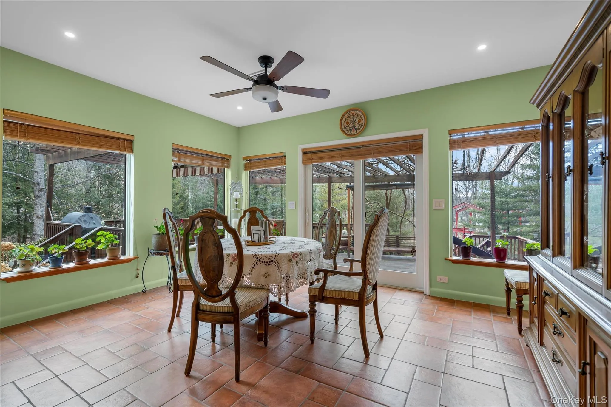 36 Chardavoyne Road, Warwick (town), NY, 4 Bedrooms Bedrooms, 7 Rooms Rooms,3 BathroomsBathrooms,Residential,For Rent,Chardavoyne,0,1015967 36 Chardavoyne Road, Warwick (town), NY, 4 Bedrooms Bedrooms, 7 Rooms Rooms,3 BathroomsBathrooms,Residential,For Rent,Chardavoyne,0,1015967