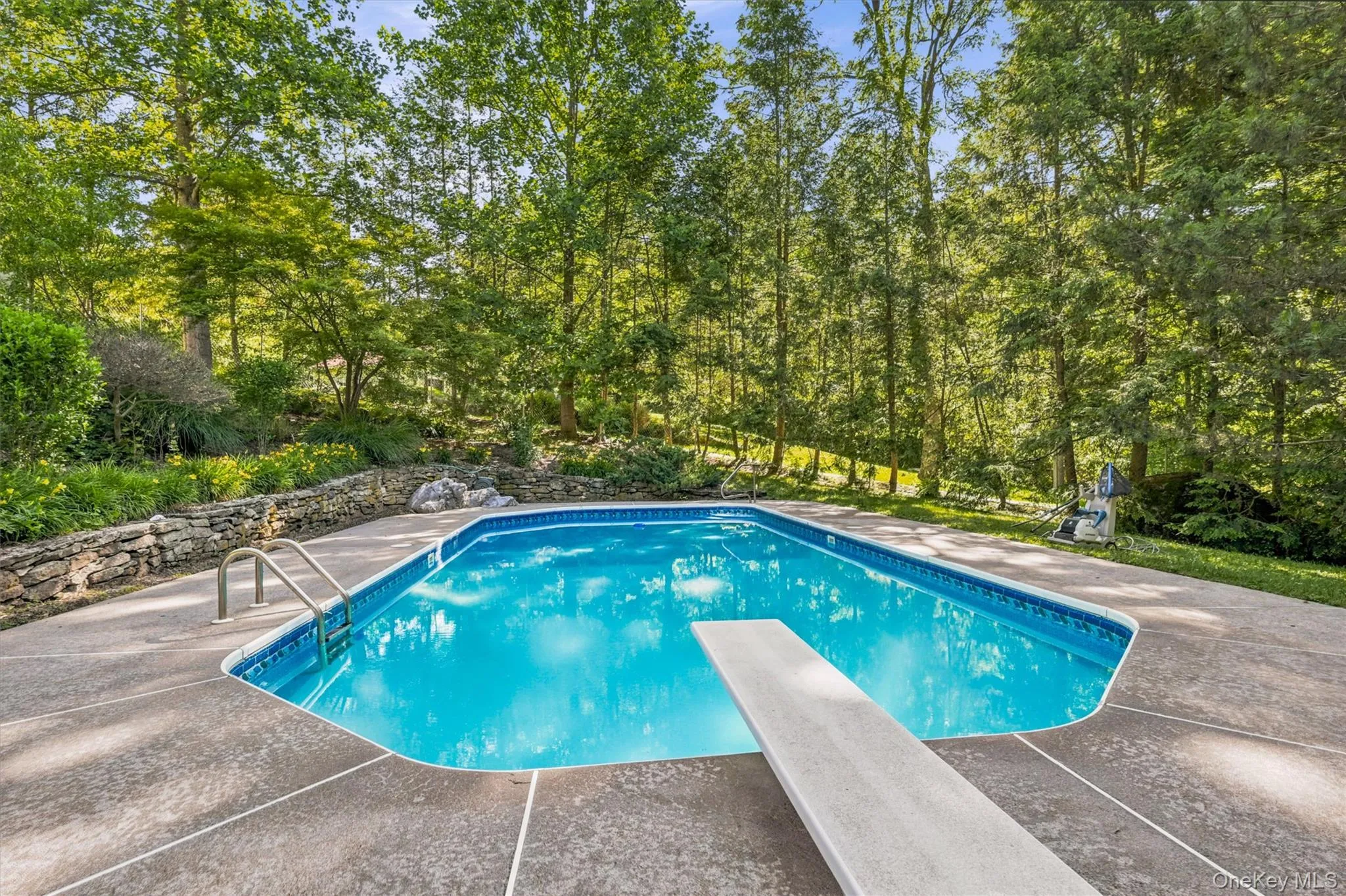 36 Chardavoyne Road, Warwick (town), NY, 4 Bedrooms Bedrooms, 7 Rooms Rooms,3 BathroomsBathrooms,Residential,For Rent,Chardavoyne,0,1015967 36 Chardavoyne Road, Warwick (town), NY, 4 Bedrooms Bedrooms, 7 Rooms Rooms,3 BathroomsBathrooms,Residential,For Rent,Chardavoyne,0,1015967
