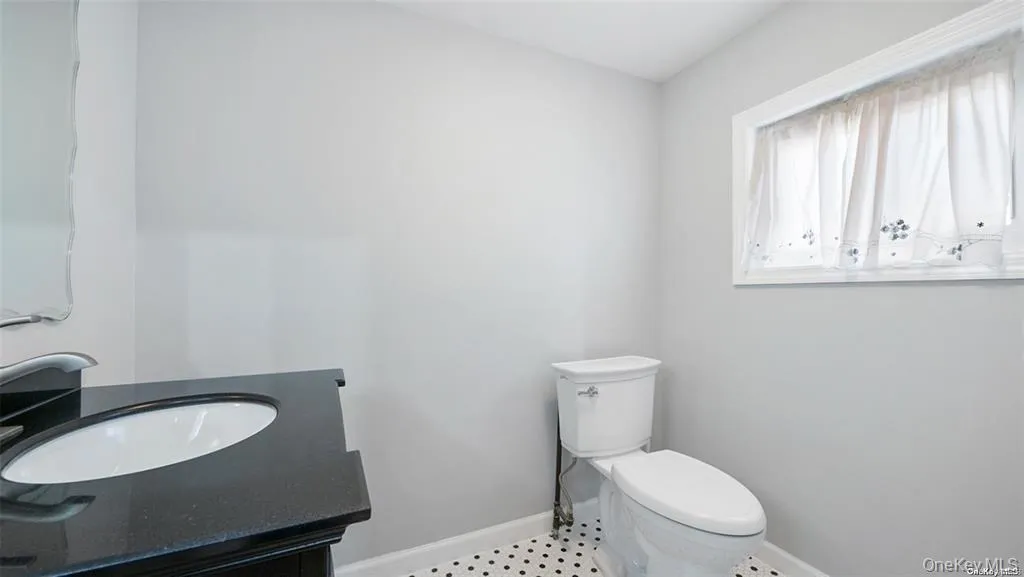 46 Laurel Avenue, Islip, NY, 4 Bedrooms Bedrooms, 8 Rooms Rooms,2 BathroomsBathrooms,Residential Lease,For Rent,Laurel,0,1015969 46 Laurel Avenue, Islip, NY, 4 Bedrooms Bedrooms, 8 Rooms Rooms,2 BathroomsBathrooms,Residential Lease,For Rent,Laurel,0,1015969