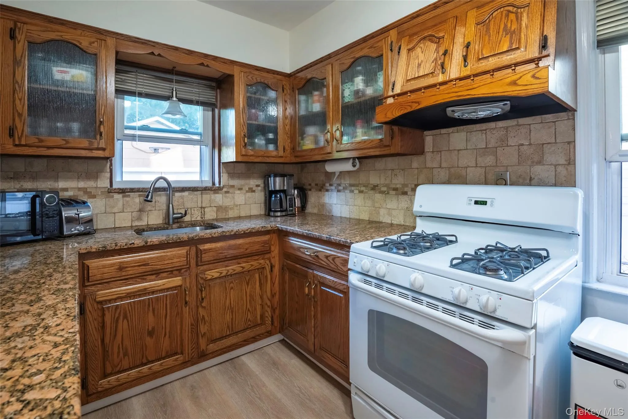 8415 253rd Street, New York, NY, 4 Bedrooms Bedrooms, 7 Rooms Rooms,2 BathroomsBathrooms,Residential,For Rent,253rd,0,1015970 8415 253rd Street, New York, NY, 4 Bedrooms Bedrooms, 7 Rooms Rooms,2 BathroomsBathrooms,Residential,For Rent,253rd,0,1015970