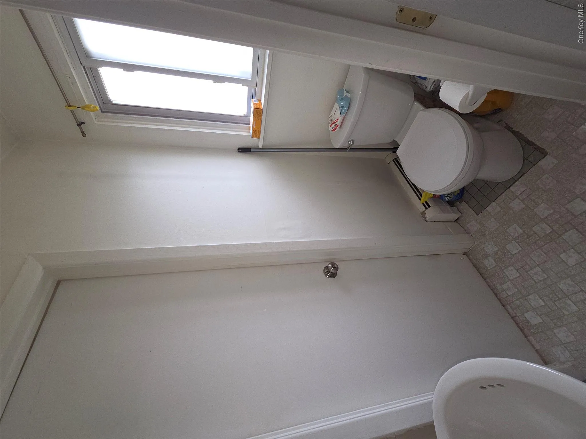 2740 South Road, Poughkeepsie, NY, 2 Bedrooms Bedrooms, 6 Rooms Rooms,1 BathroomBathrooms,Residential,For Rent,South,0,1015975 2740 South Road, Poughkeepsie, NY, 2 Bedrooms Bedrooms, 6 Rooms Rooms,1 BathroomBathrooms,Residential,For Rent,South,0,1015975