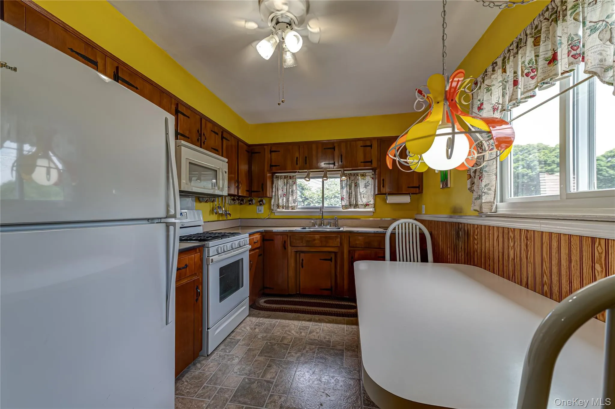 4 Bowman Lane, Smithtown, NY, 4 Bedrooms Bedrooms, 9 Rooms Rooms,2 BathroomsBathrooms,Residential,For Rent,Bowman,0,KEY1015982 4 Bowman Lane, Smithtown, NY, 4 Bedrooms Bedrooms, 9 Rooms Rooms,2 BathroomsBathrooms,Residential,For Rent,Bowman,0,KEY1015982