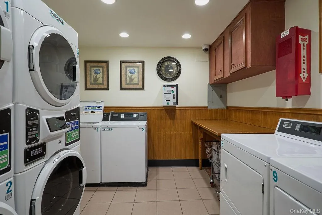 77 Bronx River Road, Yonkers, NY, 1 Bedroom Bedrooms, 2 Rooms Rooms,1 BathroomBathrooms,Residential,For Rent,Bronx River,0,1015983 77 Bronx River Road, Yonkers, NY, 1 Bedroom Bedrooms, 2 Rooms Rooms,1 BathroomBathrooms,Residential,For Rent,Bronx River,0,1015983