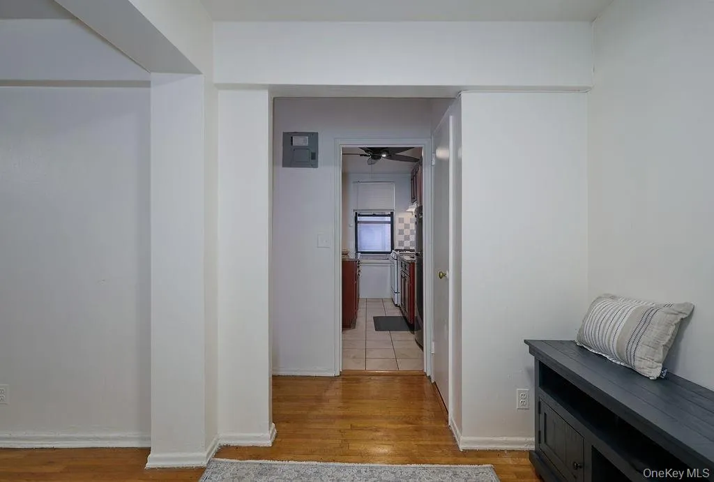 77 Bronx River Road, Yonkers, NY, 1 Bedroom Bedrooms, 2 Rooms Rooms,1 BathroomBathrooms,Residential,For Rent,Bronx River,0,1015983 77 Bronx River Road, Yonkers, NY, 1 Bedroom Bedrooms, 2 Rooms Rooms,1 BathroomBathrooms,Residential,For Rent,Bronx River,0,1015983