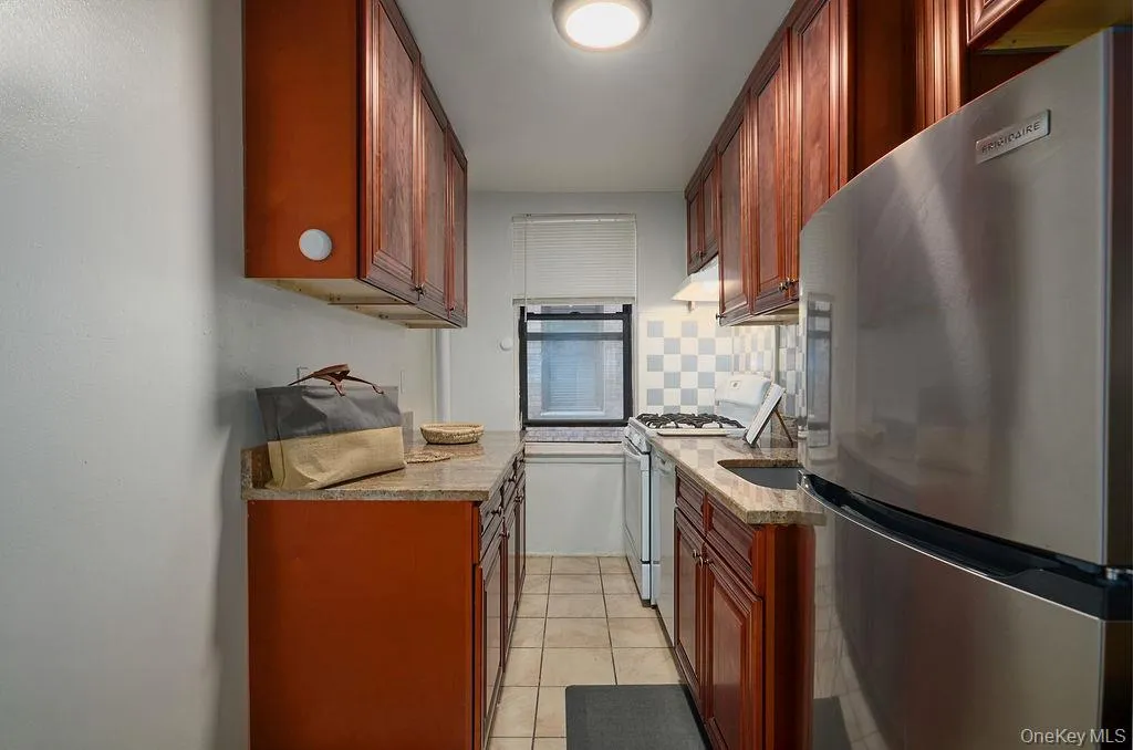 Wood cabinets Wood cabinets