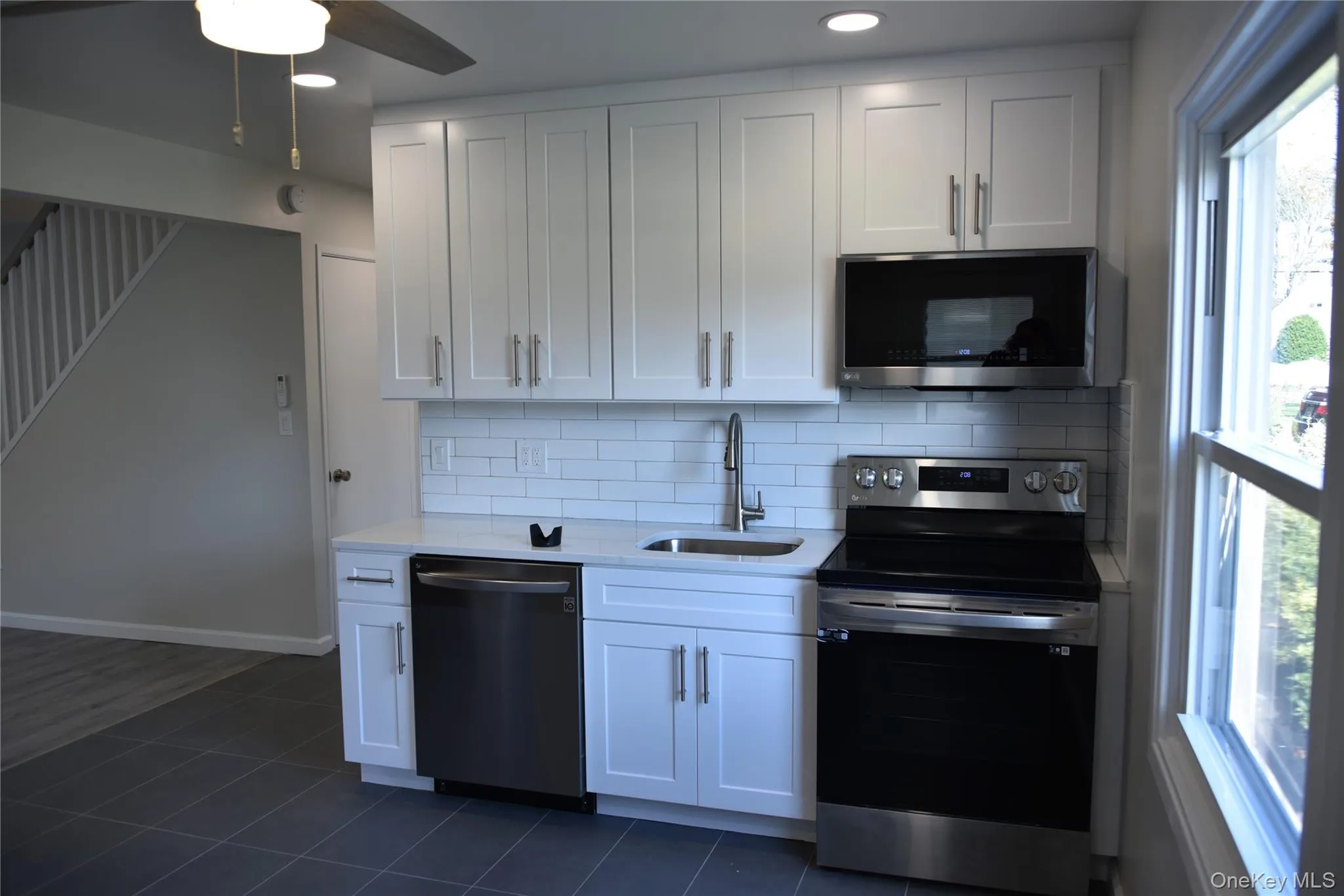 55 Acer Lane, Oyster Bay, NY, 4 Bedrooms Bedrooms, 7 Rooms Rooms,2 BathroomsBathrooms,Residential Lease,For Rent,Acer,0,1015988 55 Acer Lane, Oyster Bay, NY, 4 Bedrooms Bedrooms, 7 Rooms Rooms,2 BathroomsBathrooms,Residential Lease,For Rent,Acer,0,1015988