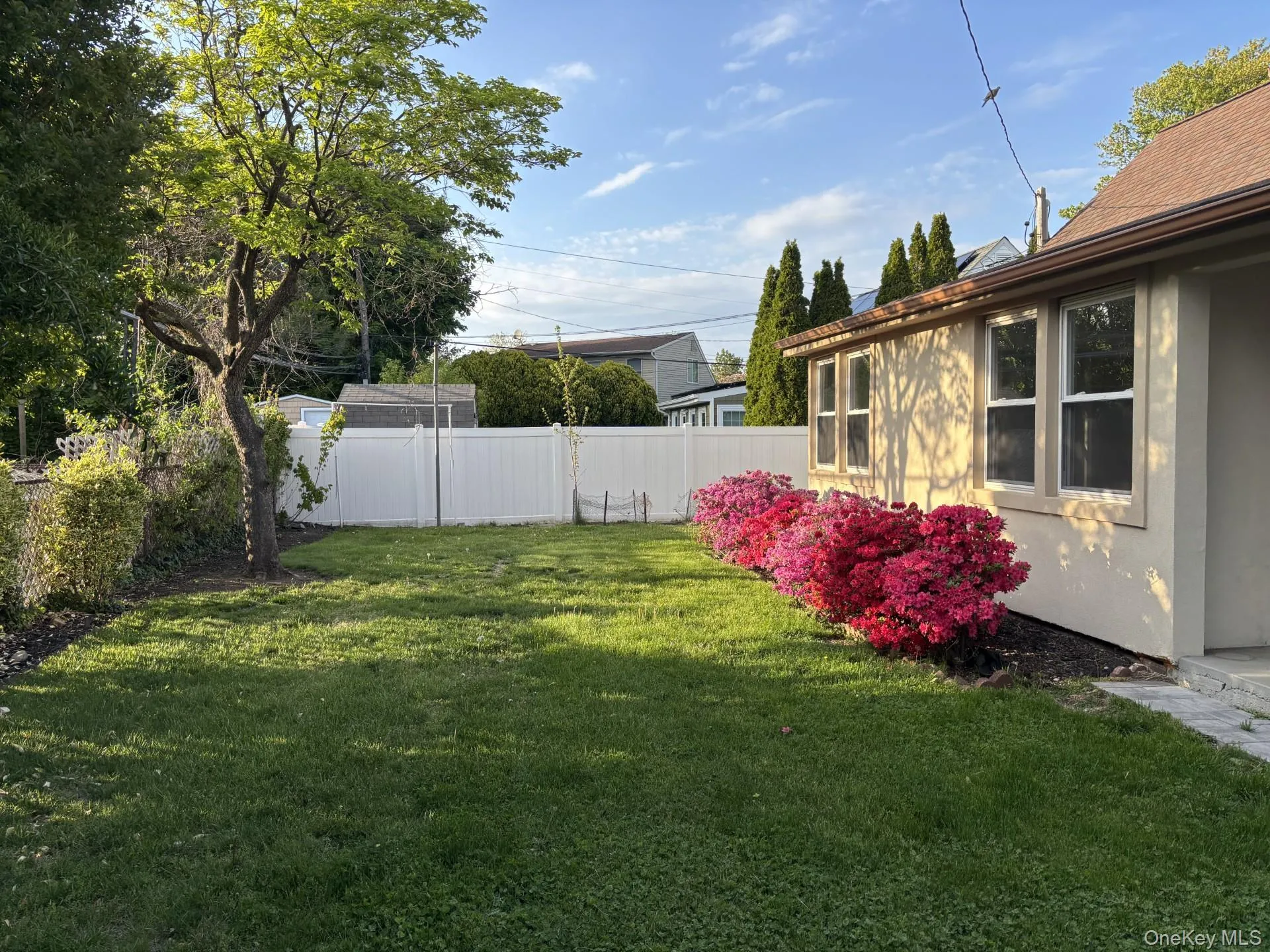 55 Acer Lane, Oyster Bay, NY, 4 Bedrooms Bedrooms, 7 Rooms Rooms,2 BathroomsBathrooms,Residential Lease,For Rent,Acer,0,1015988 55 Acer Lane, Oyster Bay, NY, 4 Bedrooms Bedrooms, 7 Rooms Rooms,2 BathroomsBathrooms,Residential Lease,For Rent,Acer,0,1015988
