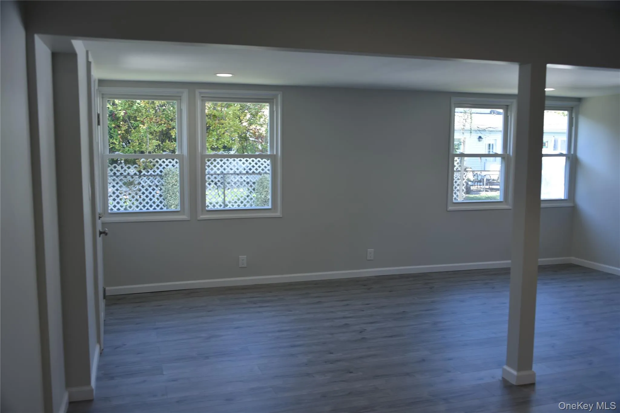 55 Acer Lane, Oyster Bay, NY, 4 Bedrooms Bedrooms, 7 Rooms Rooms,2 BathroomsBathrooms,Residential Lease,For Rent,Acer,0,1015988 55 Acer Lane, Oyster Bay, NY, 4 Bedrooms Bedrooms, 7 Rooms Rooms,2 BathroomsBathrooms,Residential Lease,For Rent,Acer,0,1015988