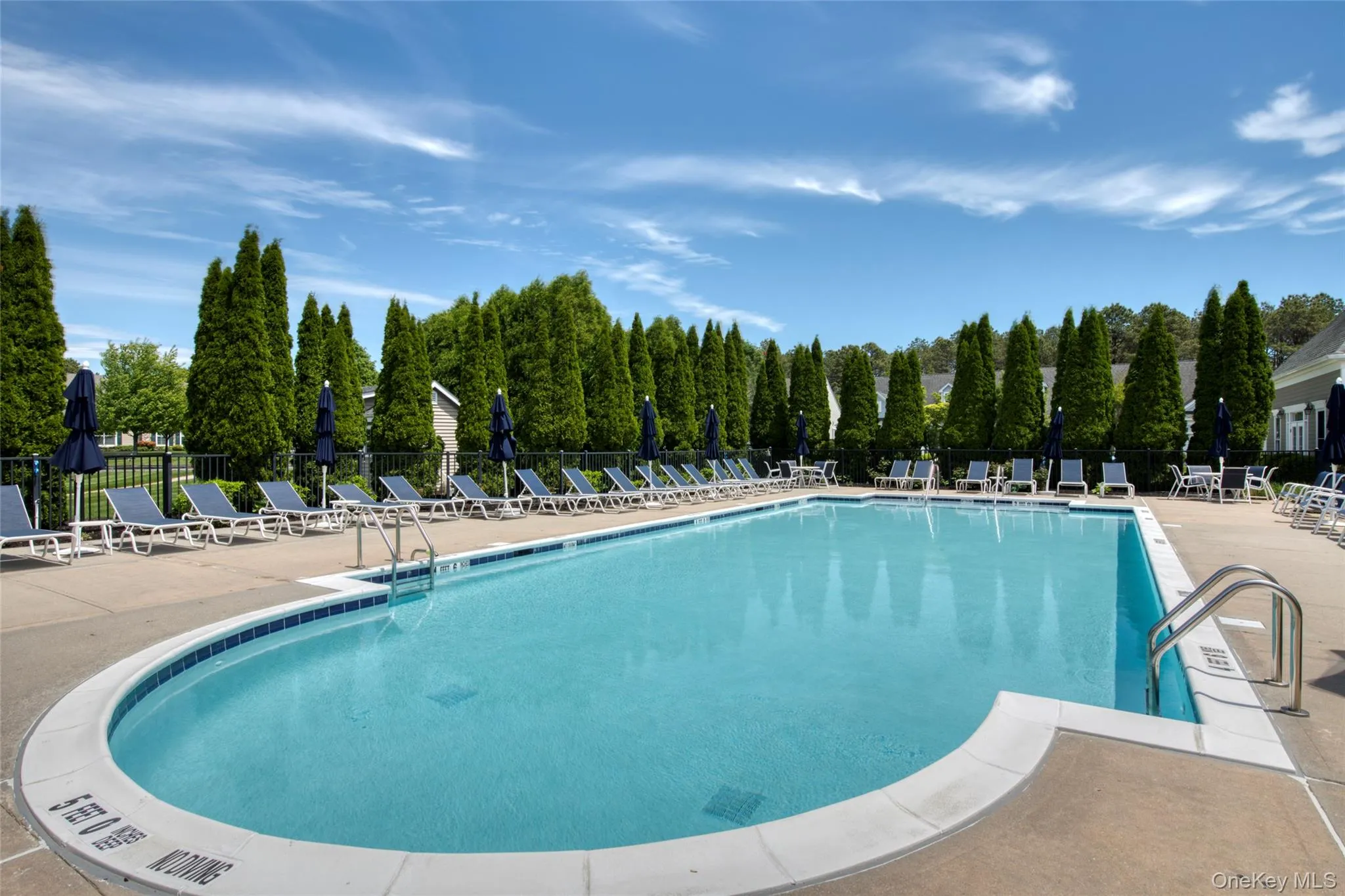 Pool Pool