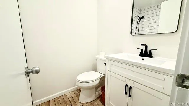 102 Hampton Vista Drive, Brookhaven, NY, 2 Bedrooms Bedrooms, 5 Rooms Rooms,2 BathroomsBathrooms,Residential,For Rent,Hampton Vista,0,1015991 102 Hampton Vista Drive, Brookhaven, NY, 2 Bedrooms Bedrooms, 5 Rooms Rooms,2 BathroomsBathrooms,Residential,For Rent,Hampton Vista,0,1015991