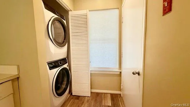 102 Hampton Vista Drive, Brookhaven, NY, 2 Bedrooms Bedrooms, 5 Rooms Rooms,2 BathroomsBathrooms,Residential,For Rent,Hampton Vista,0,1015991 102 Hampton Vista Drive, Brookhaven, NY, 2 Bedrooms Bedrooms, 5 Rooms Rooms,2 BathroomsBathrooms,Residential,For Rent,Hampton Vista,0,1015991