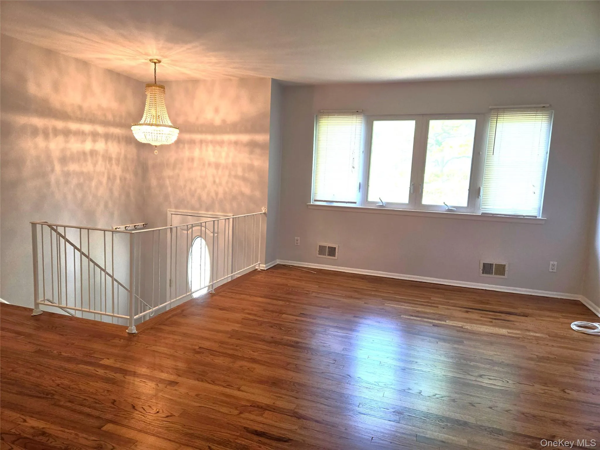 14 Lake Shore Drive, Clarkstown, NY, 4 Bedrooms Bedrooms, 8 Rooms Rooms,1 BathroomBathrooms,Residential Lease,For Rent,Lake Shore,0,1015998 14 Lake Shore Drive, Clarkstown, NY, 4 Bedrooms Bedrooms, 8 Rooms Rooms,1 BathroomBathrooms,Residential Lease,For Rent,Lake Shore,0,1015998