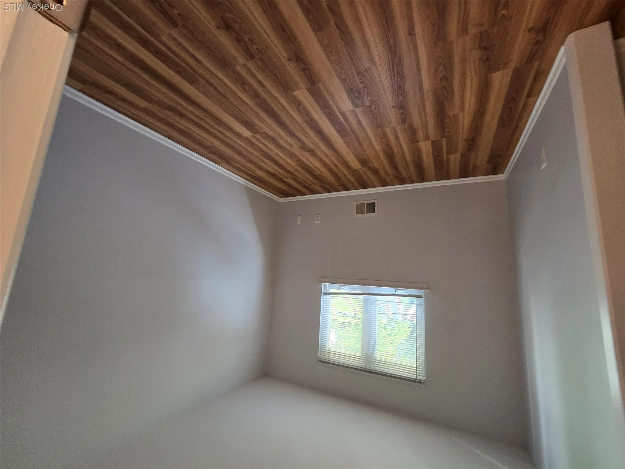14 Lake Shore Drive, Clarkstown, NY, 4 Bedrooms Bedrooms, 8 Rooms Rooms,1 BathroomBathrooms,Residential Lease,For Rent,Lake Shore,0,1015998 14 Lake Shore Drive, Clarkstown, NY, 4 Bedrooms Bedrooms, 8 Rooms Rooms,1 BathroomBathrooms,Residential Lease,For Rent,Lake Shore,0,1015998