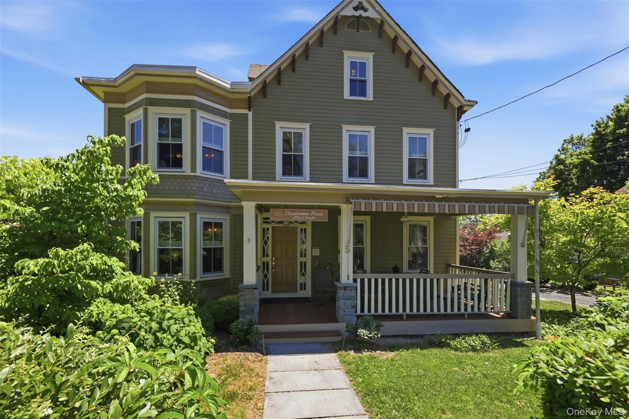 5 and 10 West Street, Marlboro, NY, 9 Bedrooms Bedrooms, 18 Rooms Rooms,9 BathroomsBathrooms,Residential,For Rent,West,0,1015999 5 and 10 West Street, Marlboro, NY, 9 Bedrooms Bedrooms, 18 Rooms Rooms,9 BathroomsBathrooms,Residential,For Rent,West,0,1015999