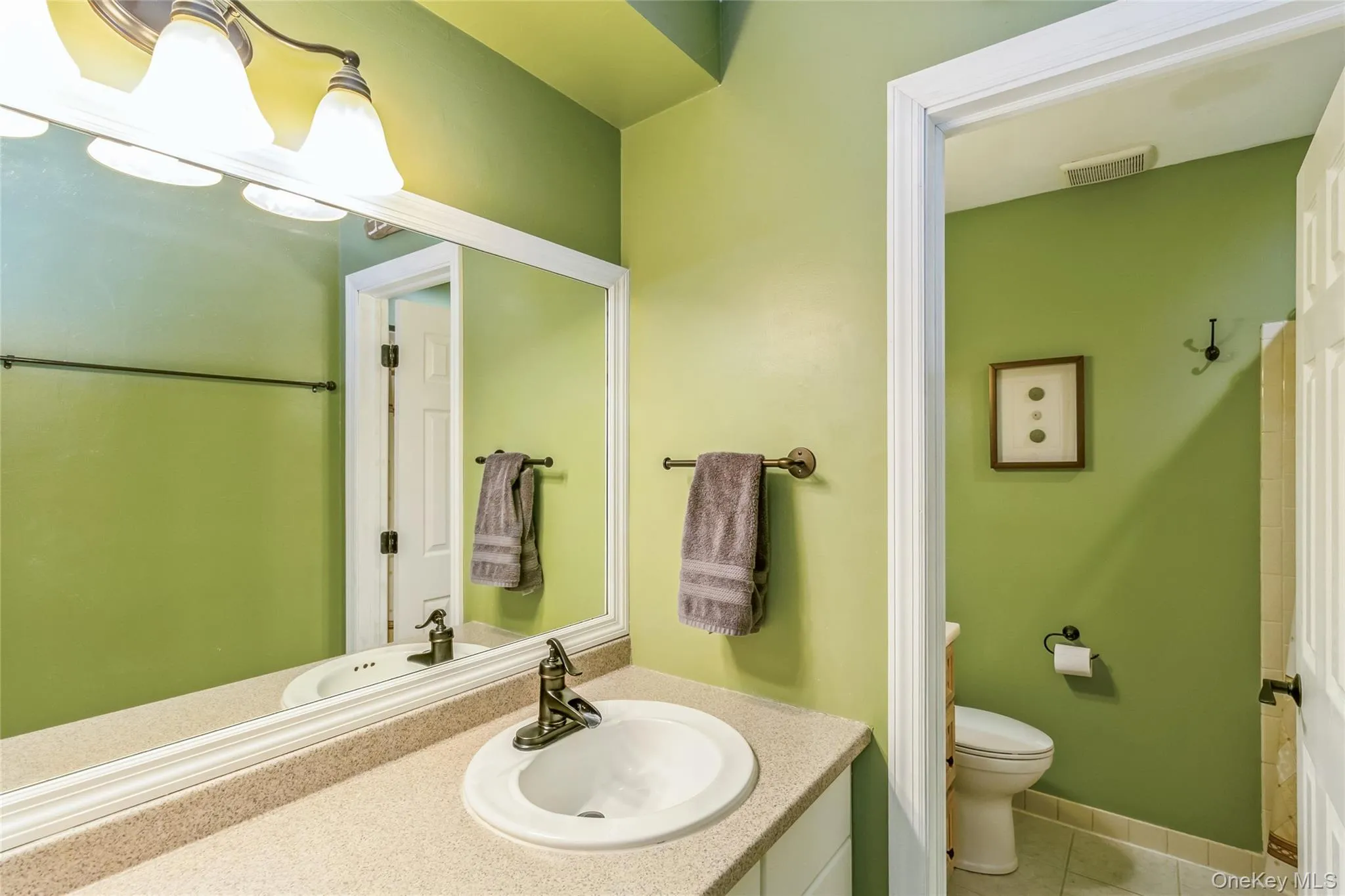 48 Pointe Cir S, Brookhaven, NY, 2 Bedrooms Bedrooms, 4 Rooms Rooms,1 BathroomBathrooms,Residential Lease,For Rent,Pointe Cir S,0,1016000 48 Pointe Cir S, Brookhaven, NY, 2 Bedrooms Bedrooms, 4 Rooms Rooms,1 BathroomBathrooms,Residential Lease,For Rent,Pointe Cir S,0,1016000