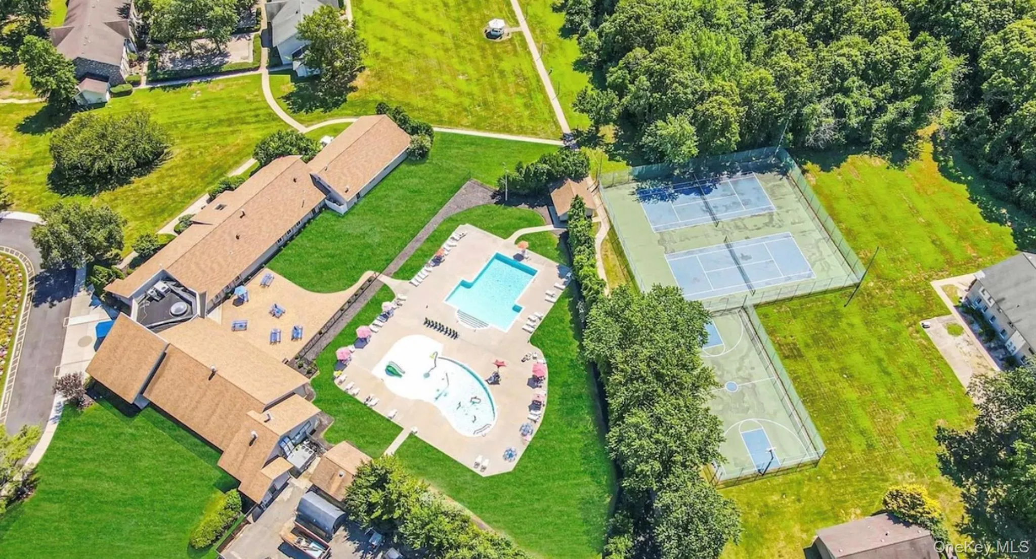 48 Pointe Cir S, Brookhaven, NY, 2 Bedrooms Bedrooms, 4 Rooms Rooms,1 BathroomBathrooms,Residential Lease,For Rent,Pointe Cir S,0,1016000 48 Pointe Cir S, Brookhaven, NY, 2 Bedrooms Bedrooms, 4 Rooms Rooms,1 BathroomBathrooms,Residential Lease,For Rent,Pointe Cir S,0,1016000