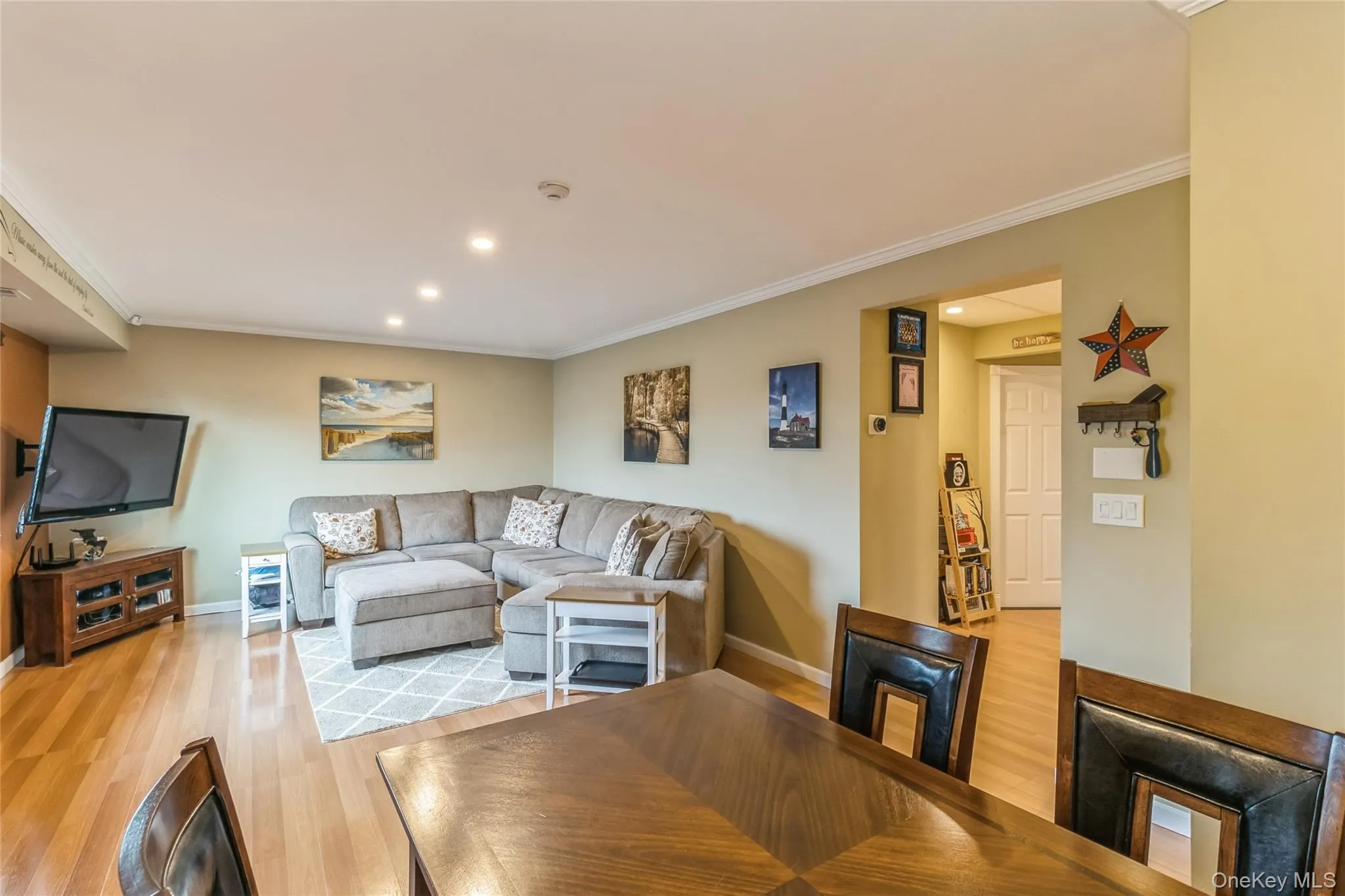 48 Pointe Cir S, Brookhaven, NY, 2 Bedrooms Bedrooms, 4 Rooms Rooms,1 BathroomBathrooms,Residential Lease,For Rent,Pointe Cir S,0,1016000 48 Pointe Cir S, Brookhaven, NY, 2 Bedrooms Bedrooms, 4 Rooms Rooms,1 BathroomBathrooms,Residential Lease,For Rent,Pointe Cir S,0,1016000
