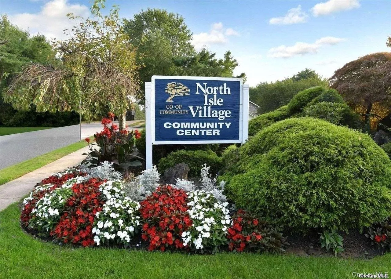 48 Pointe Cir S, Brookhaven, NY, 2 Bedrooms Bedrooms, 4 Rooms Rooms,1 BathroomBathrooms,Residential Lease,For Rent,Pointe Cir S,0,1016000 48 Pointe Cir S, Brookhaven, NY, 2 Bedrooms Bedrooms, 4 Rooms Rooms,1 BathroomBathrooms,Residential Lease,For Rent,Pointe Cir S,0,1016000