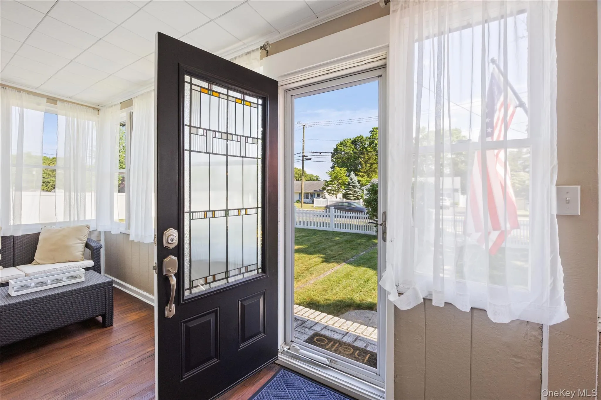 259 Woodlawn Avenue, Smithtown, NY, 3 Bedrooms Bedrooms, 6 Rooms Rooms,1 BathroomBathrooms,Residential,For Rent,Woodlawn,0,1016001 259 Woodlawn Avenue, Smithtown, NY, 3 Bedrooms Bedrooms, 6 Rooms Rooms,1 BathroomBathrooms,Residential,For Rent,Woodlawn,0,1016001