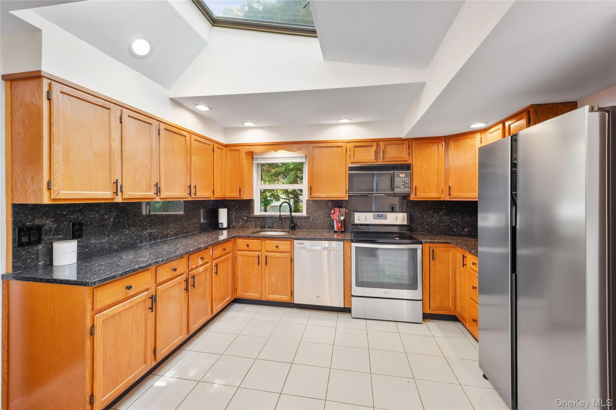 259 Woodlawn Avenue, Smithtown, NY, 3 Bedrooms Bedrooms, 6 Rooms Rooms,1 BathroomBathrooms,Residential,For Rent,Woodlawn,0,1016001 259 Woodlawn Avenue, Smithtown, NY, 3 Bedrooms Bedrooms, 6 Rooms Rooms,1 BathroomBathrooms,Residential,For Rent,Woodlawn,0,1016001