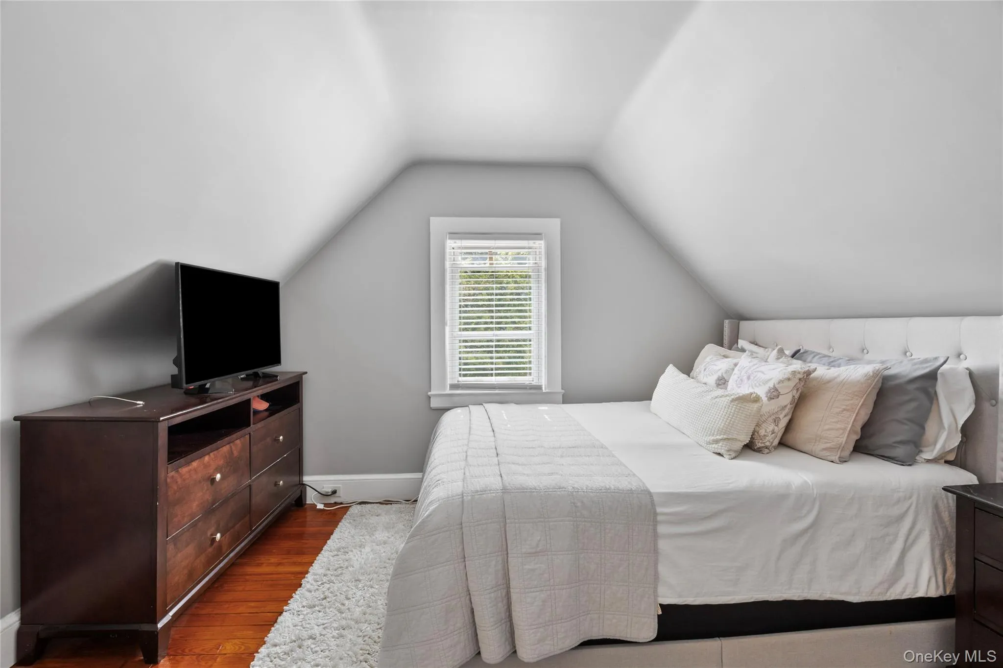 259 Woodlawn Avenue, Smithtown, NY, 3 Bedrooms Bedrooms, 6 Rooms Rooms,1 BathroomBathrooms,Residential,For Rent,Woodlawn,0,1016001 259 Woodlawn Avenue, Smithtown, NY, 3 Bedrooms Bedrooms, 6 Rooms Rooms,1 BathroomBathrooms,Residential,For Rent,Woodlawn,0,1016001