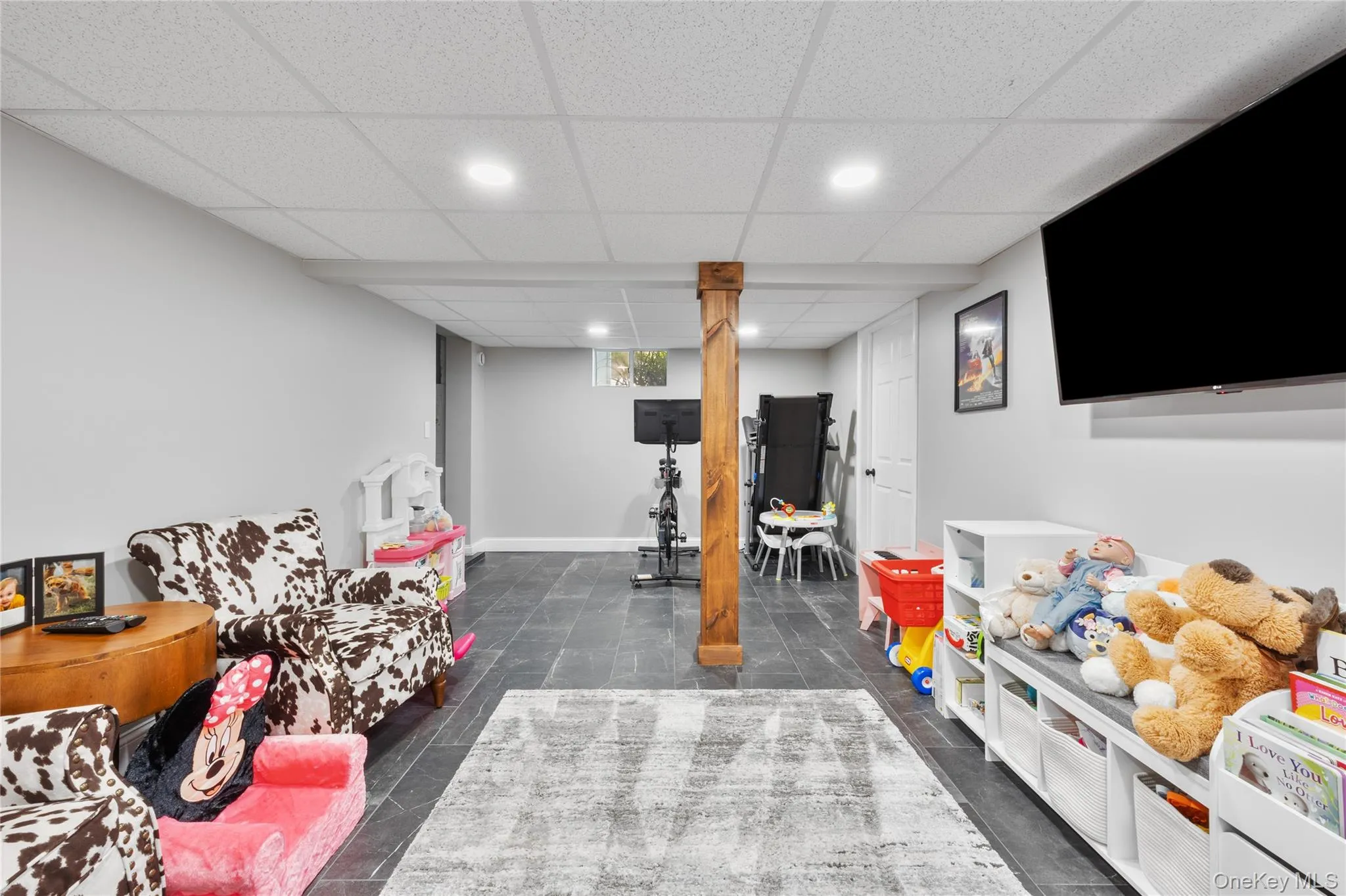 259 Woodlawn Avenue, Smithtown, NY, 3 Bedrooms Bedrooms, 6 Rooms Rooms,1 BathroomBathrooms,Residential,For Rent,Woodlawn,0,1016001 259 Woodlawn Avenue, Smithtown, NY, 3 Bedrooms Bedrooms, 6 Rooms Rooms,1 BathroomBathrooms,Residential,For Rent,Woodlawn,0,1016001