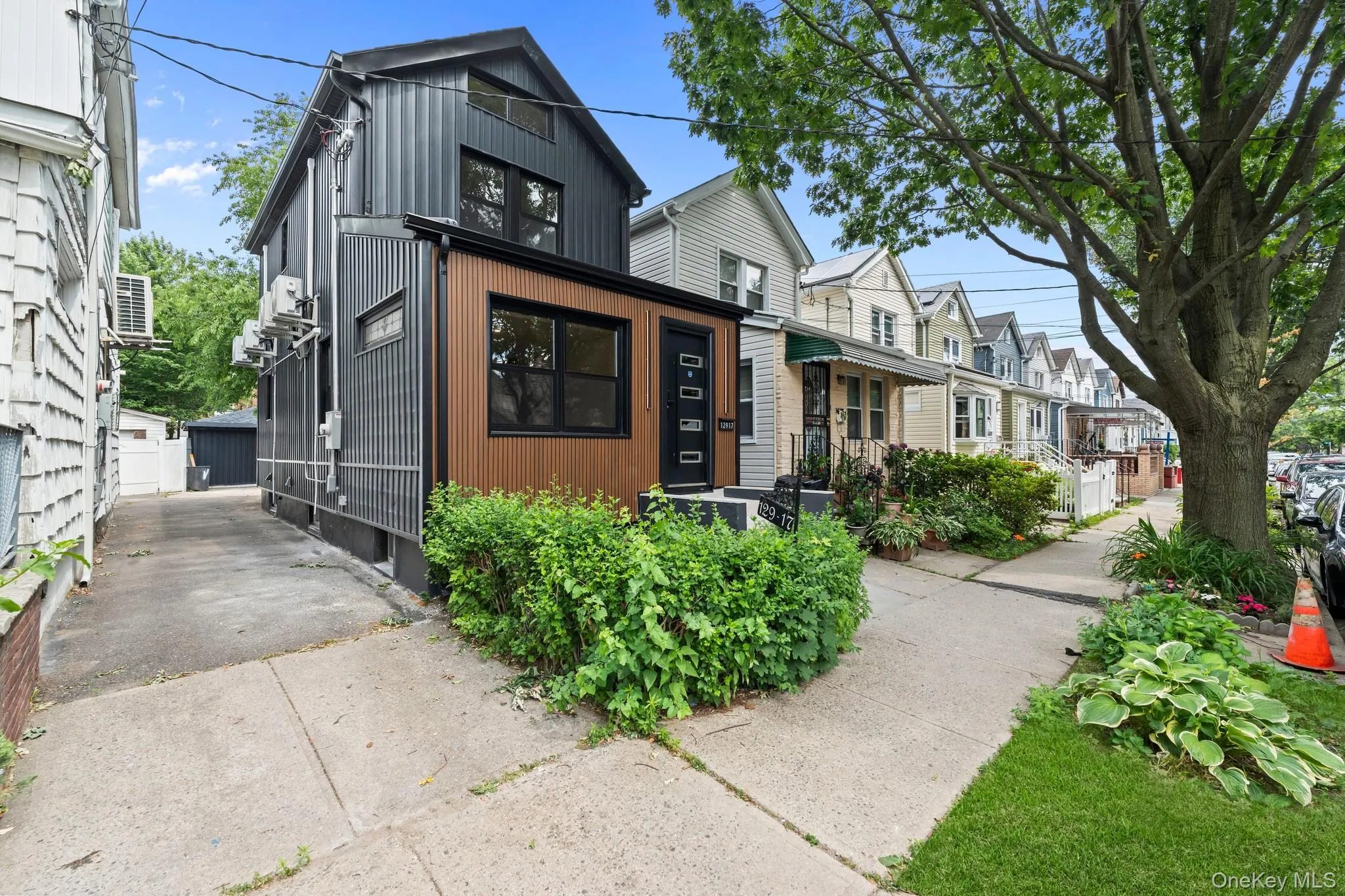 12917 135th Place, New York, NY, 5 Bedrooms Bedrooms, 12 Rooms Rooms,4 BathroomsBathrooms,Residential,For Rent,135th,0,1016006 12917 135th Place, New York, NY, 5 Bedrooms Bedrooms, 12 Rooms Rooms,4 BathroomsBathrooms,Residential,For Rent,135th,0,1016006