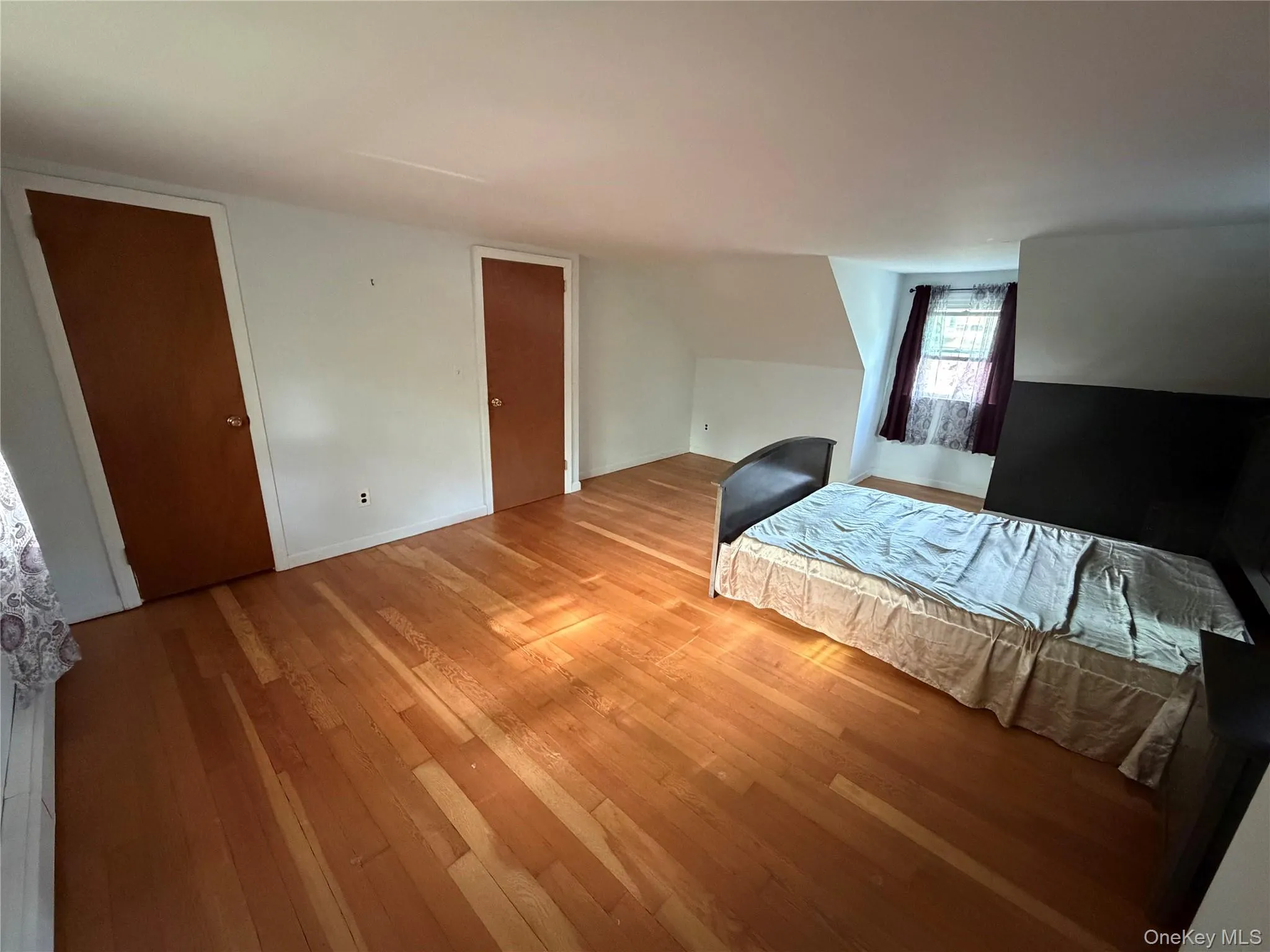 44 Pine Tree Drive, Brookhaven, NY, 4 Bedrooms Bedrooms, 10 Rooms Rooms,2 BathroomsBathrooms,Residential Lease,For Rent,Pine Tree,0,1016007 44 Pine Tree Drive, Brookhaven, NY, 4 Bedrooms Bedrooms, 10 Rooms Rooms,2 BathroomsBathrooms,Residential Lease,For Rent,Pine Tree,0,1016007