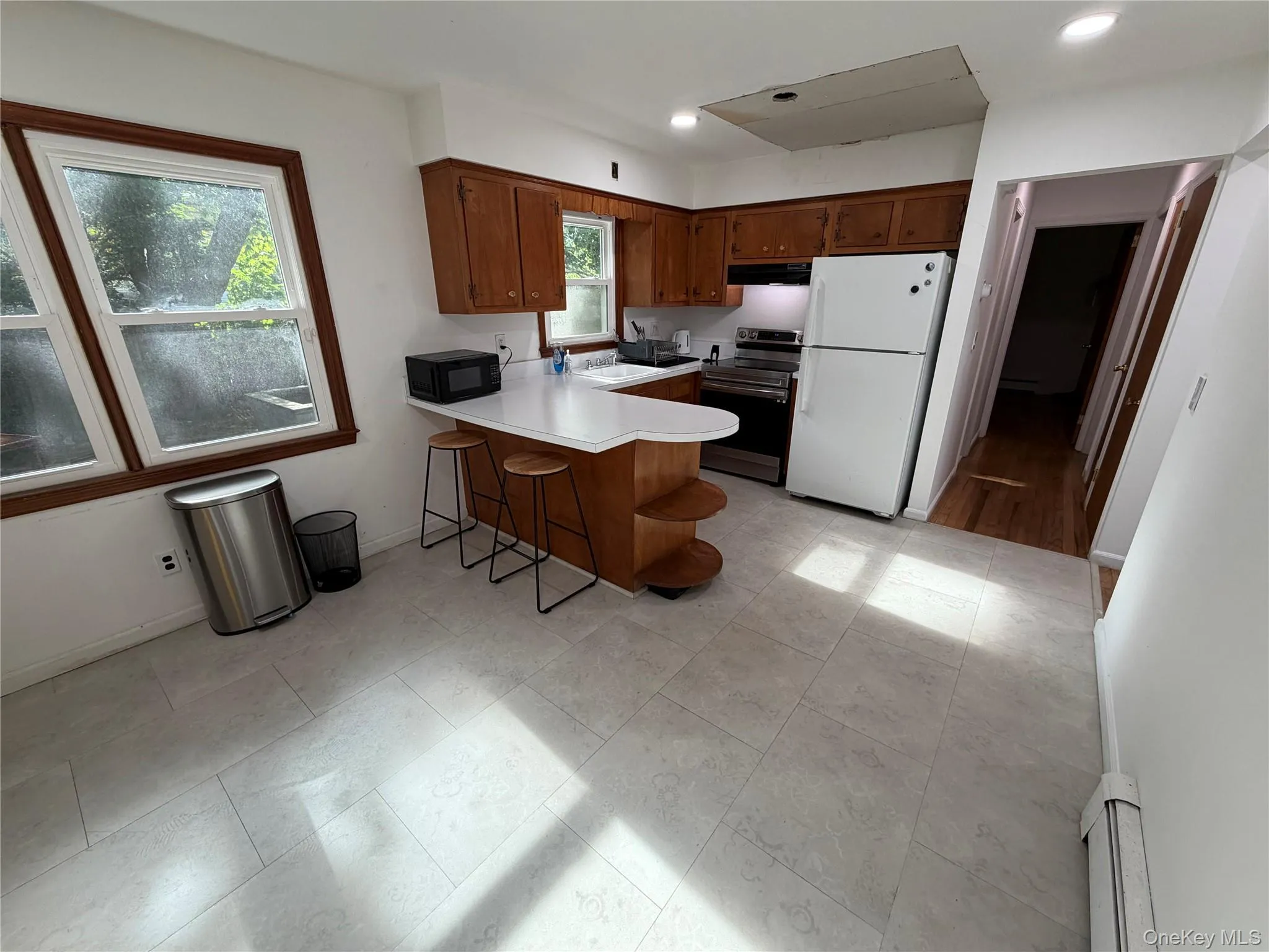 44 Pine Tree Drive, Brookhaven, NY, 4 Bedrooms Bedrooms, 10 Rooms Rooms,2 BathroomsBathrooms,Residential Lease,For Rent,Pine Tree,0,1016007 44 Pine Tree Drive, Brookhaven, NY, 4 Bedrooms Bedrooms, 10 Rooms Rooms,2 BathroomsBathrooms,Residential Lease,For Rent,Pine Tree,0,1016007