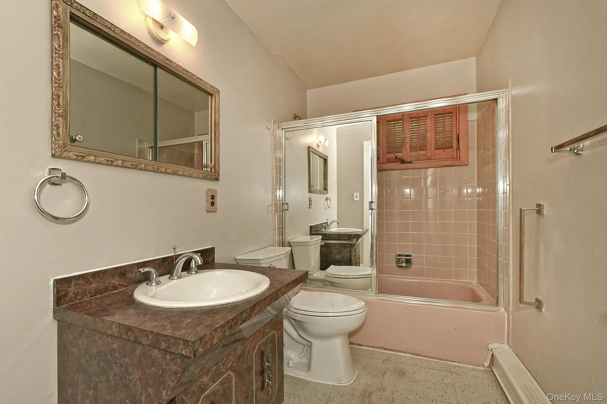 195 Mohawk Street, Islip, NY, 3 Bedrooms Bedrooms, 9 Rooms Rooms,2 BathroomsBathrooms,Residential,For Rent,Mohawk,0,1016010 195 Mohawk Street, Islip, NY, 3 Bedrooms Bedrooms, 9 Rooms Rooms,2 BathroomsBathrooms,Residential,For Rent,Mohawk,0,1016010