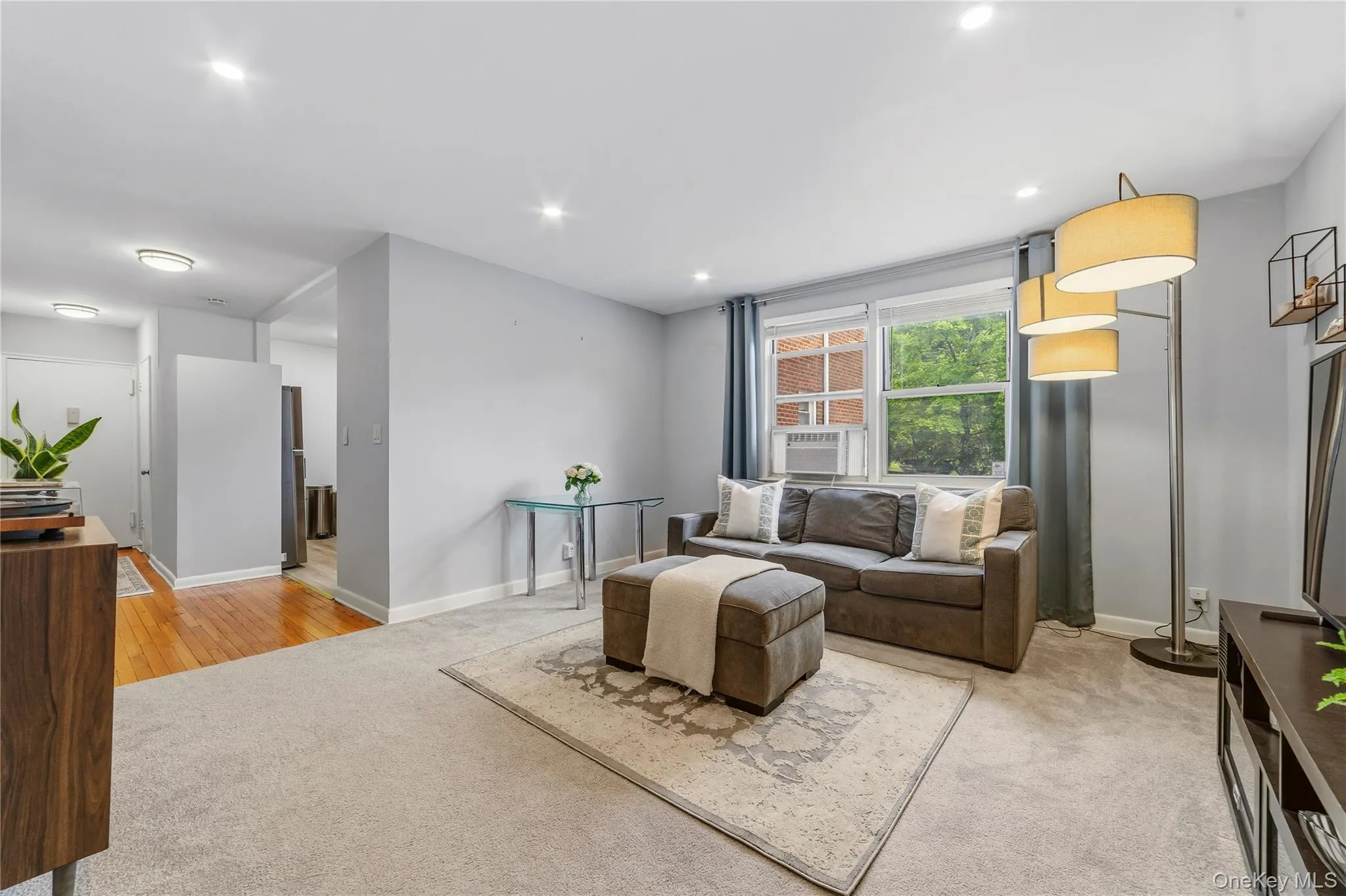 9 Bryant Crescent, White Plains, NY, 2 Bedrooms Bedrooms, 4 Rooms Rooms,1 BathroomBathrooms,Residential,For Rent,Bryant,0,1016014 9 Bryant Crescent, White Plains, NY, 2 Bedrooms Bedrooms, 4 Rooms Rooms,1 BathroomBathrooms,Residential,For Rent,Bryant,0,1016014