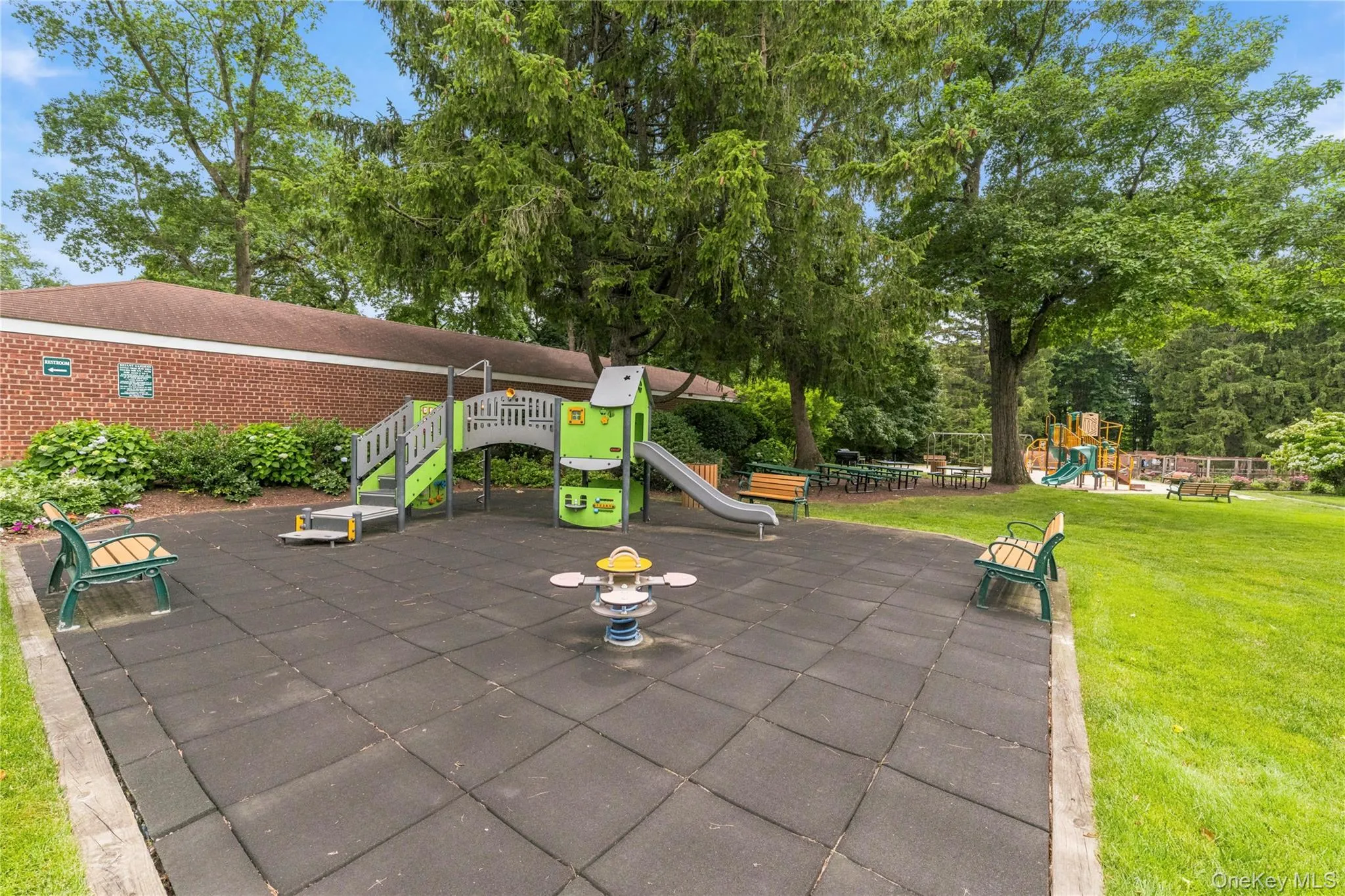 9 Bryant Crescent, White Plains, NY, 2 Bedrooms Bedrooms, 4 Rooms Rooms,1 BathroomBathrooms,Residential,For Rent,Bryant,0,1016014 9 Bryant Crescent, White Plains, NY, 2 Bedrooms Bedrooms, 4 Rooms Rooms,1 BathroomBathrooms,Residential,For Rent,Bryant,0,1016014