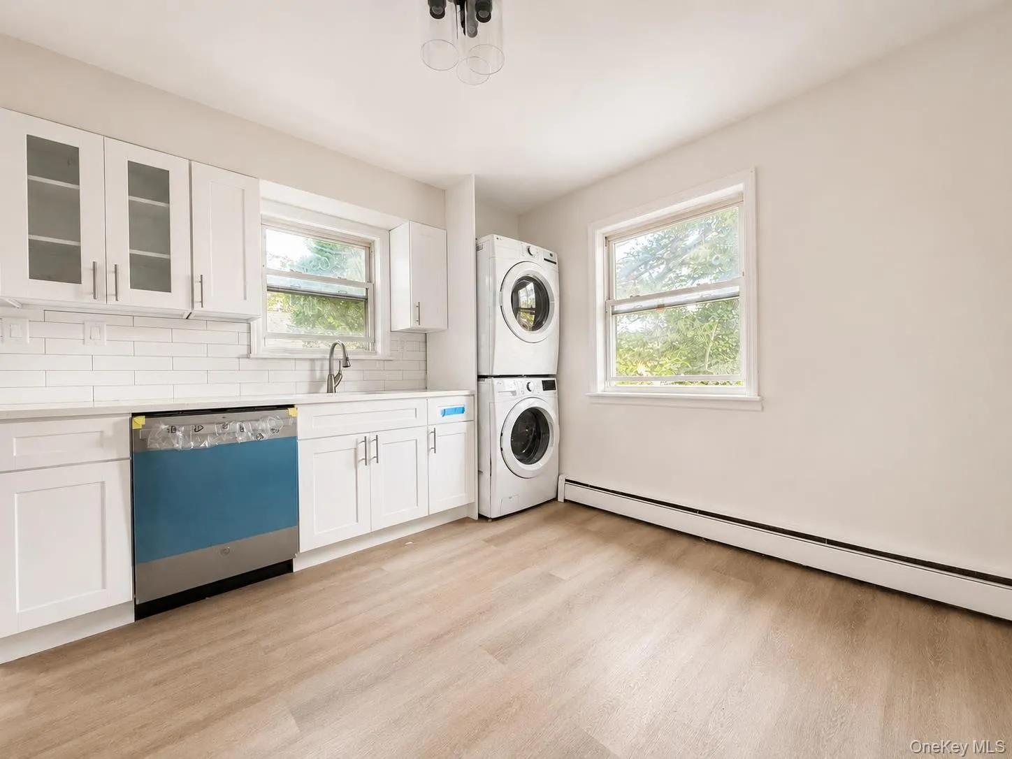 2 Arbor Place, Glen Cove, NY, 4 Bedrooms Bedrooms, 6 Rooms Rooms,2 BathroomsBathrooms,Residential Lease,For Rent,Arbor,0,1016018 2 Arbor Place, Glen Cove, NY, 4 Bedrooms Bedrooms, 6 Rooms Rooms,2 BathroomsBathrooms,Residential Lease,For Rent,Arbor,0,1016018