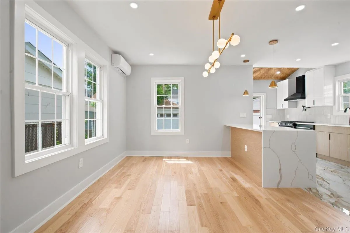 3426 209th Street, New York, NY, 4 Bedrooms Bedrooms, 12 Rooms Rooms,3 BathroomsBathrooms,Residential,For Rent,209th,0,1016019 3426 209th Street, New York, NY, 4 Bedrooms Bedrooms, 12 Rooms Rooms,3 BathroomsBathrooms,Residential,For Rent,209th,0,1016019