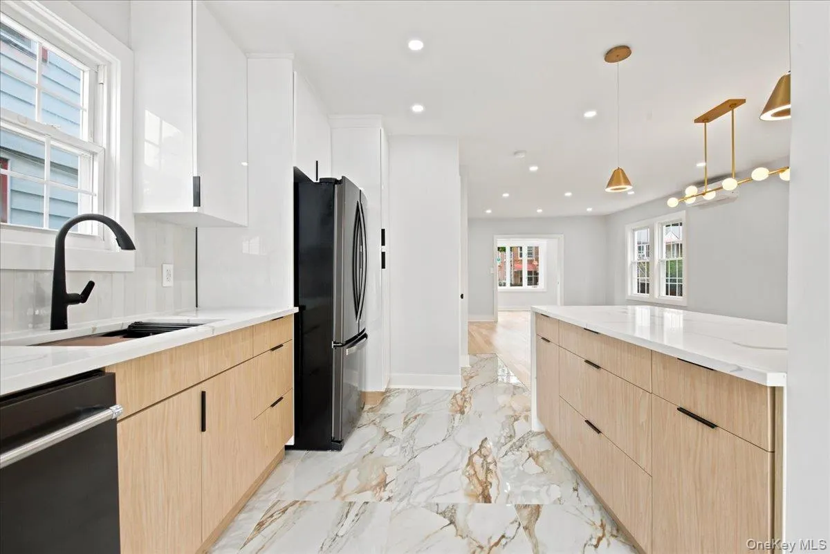 3426 209th Street, New York, NY, 4 Bedrooms Bedrooms, 12 Rooms Rooms,3 BathroomsBathrooms,Residential,For Rent,209th,0,1016019 3426 209th Street, New York, NY, 4 Bedrooms Bedrooms, 12 Rooms Rooms,3 BathroomsBathrooms,Residential,For Rent,209th,0,1016019
